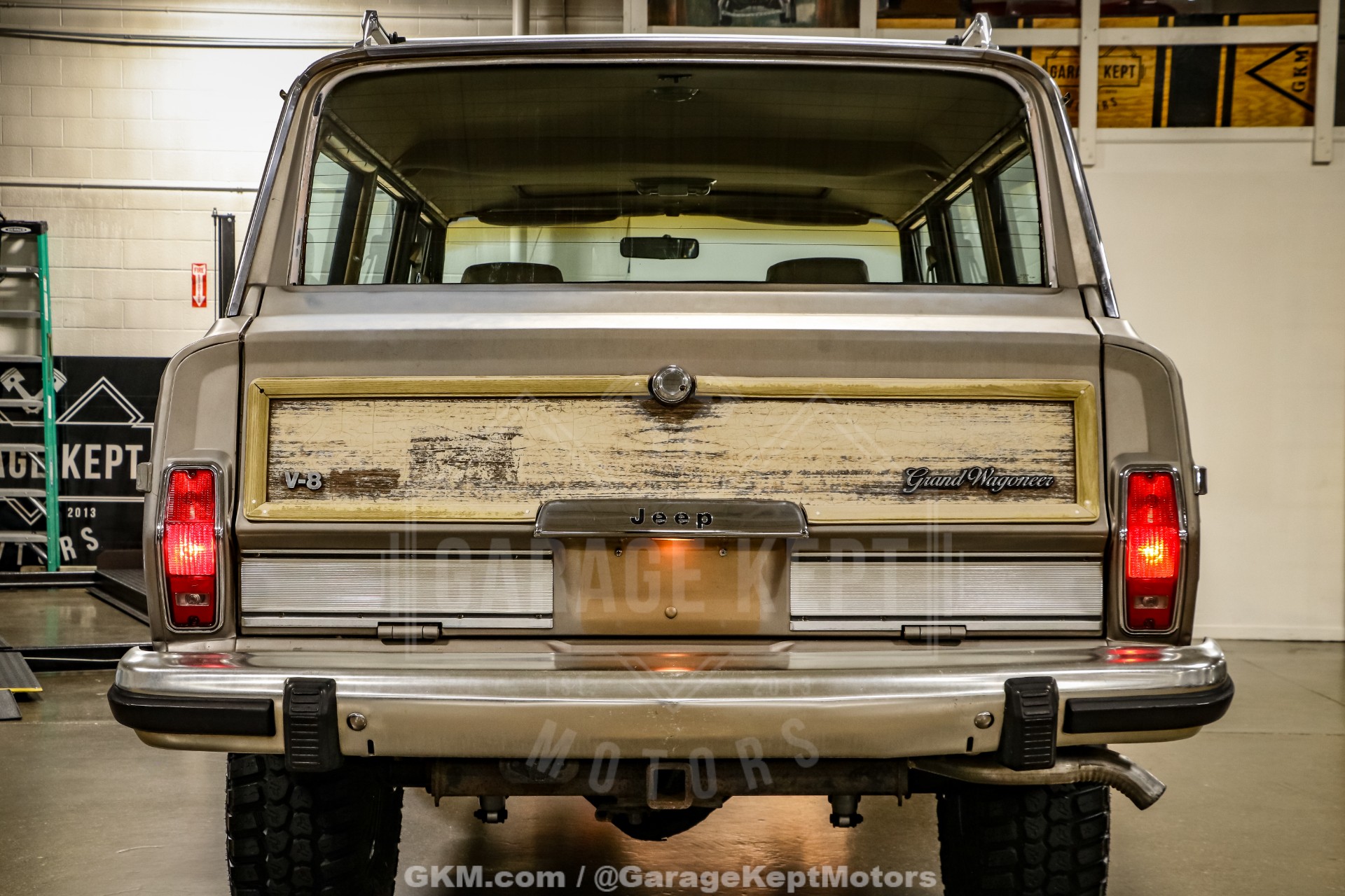 1988 Jeep Grand Wagoneer 42