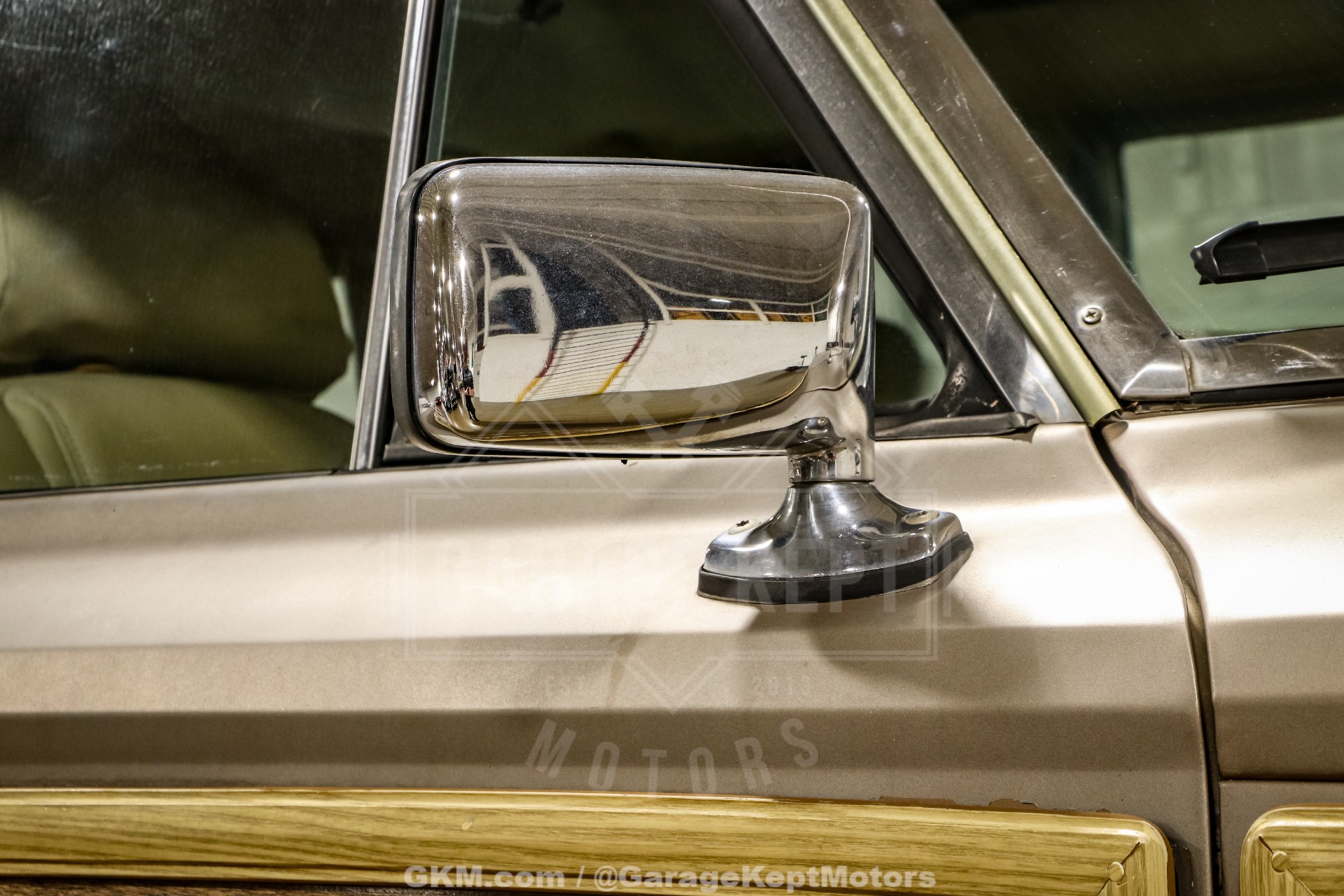 1988 Jeep Grand Wagoneer 55