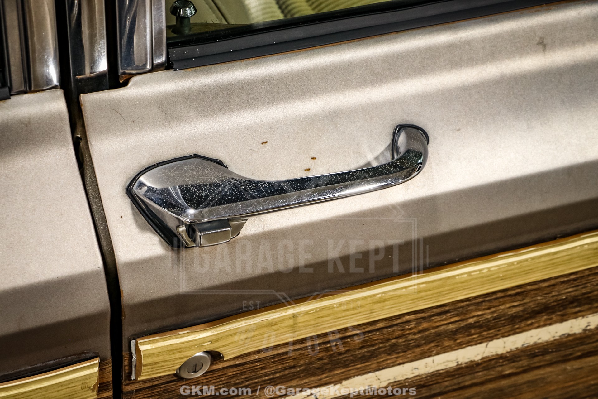 1988 Jeep Grand Wagoneer 56