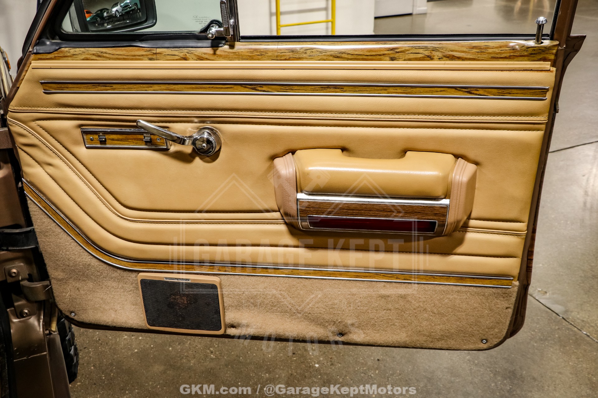 1988 Jeep Grand Wagoneer 63