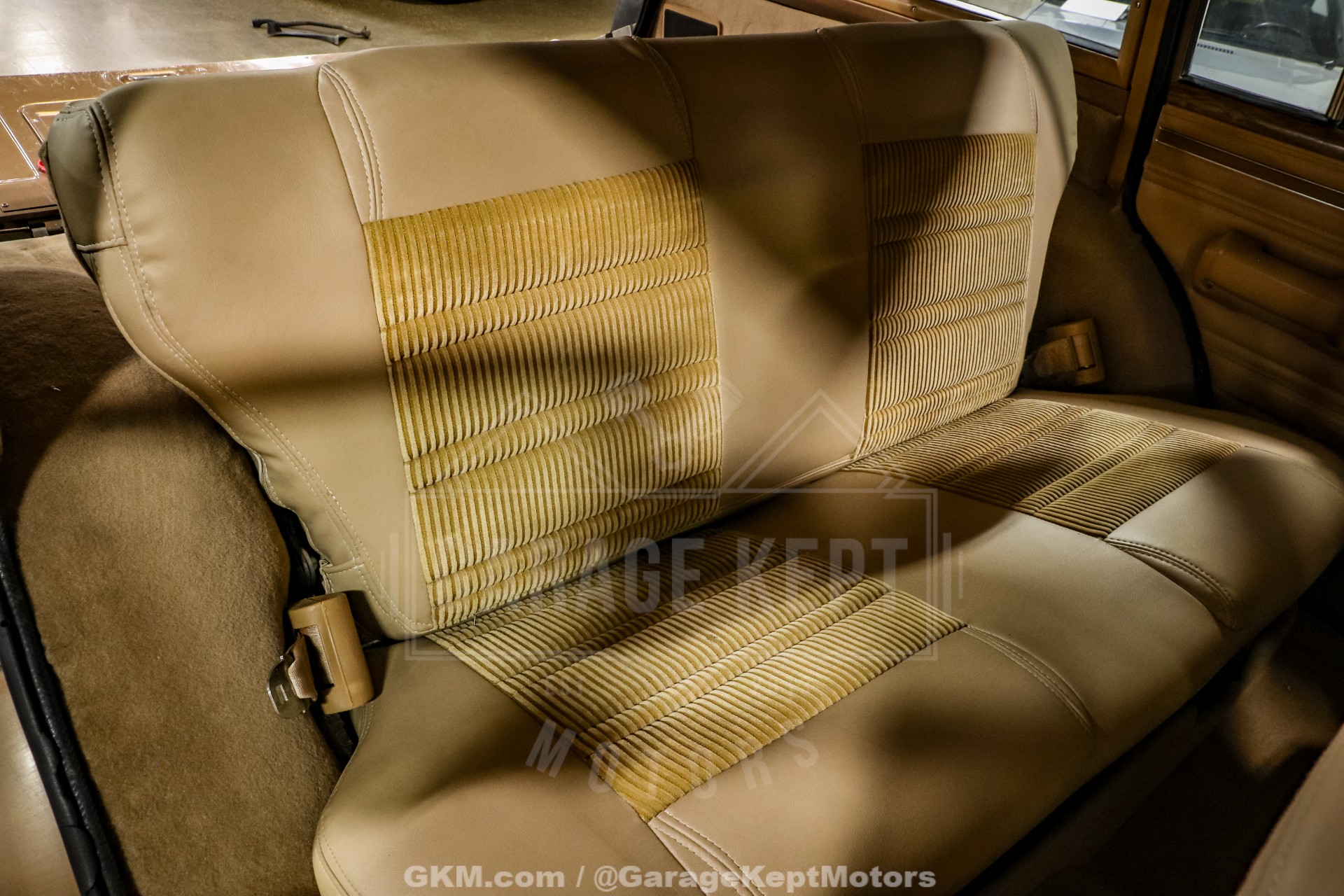 1988 Jeep Grand Wagoneer 79