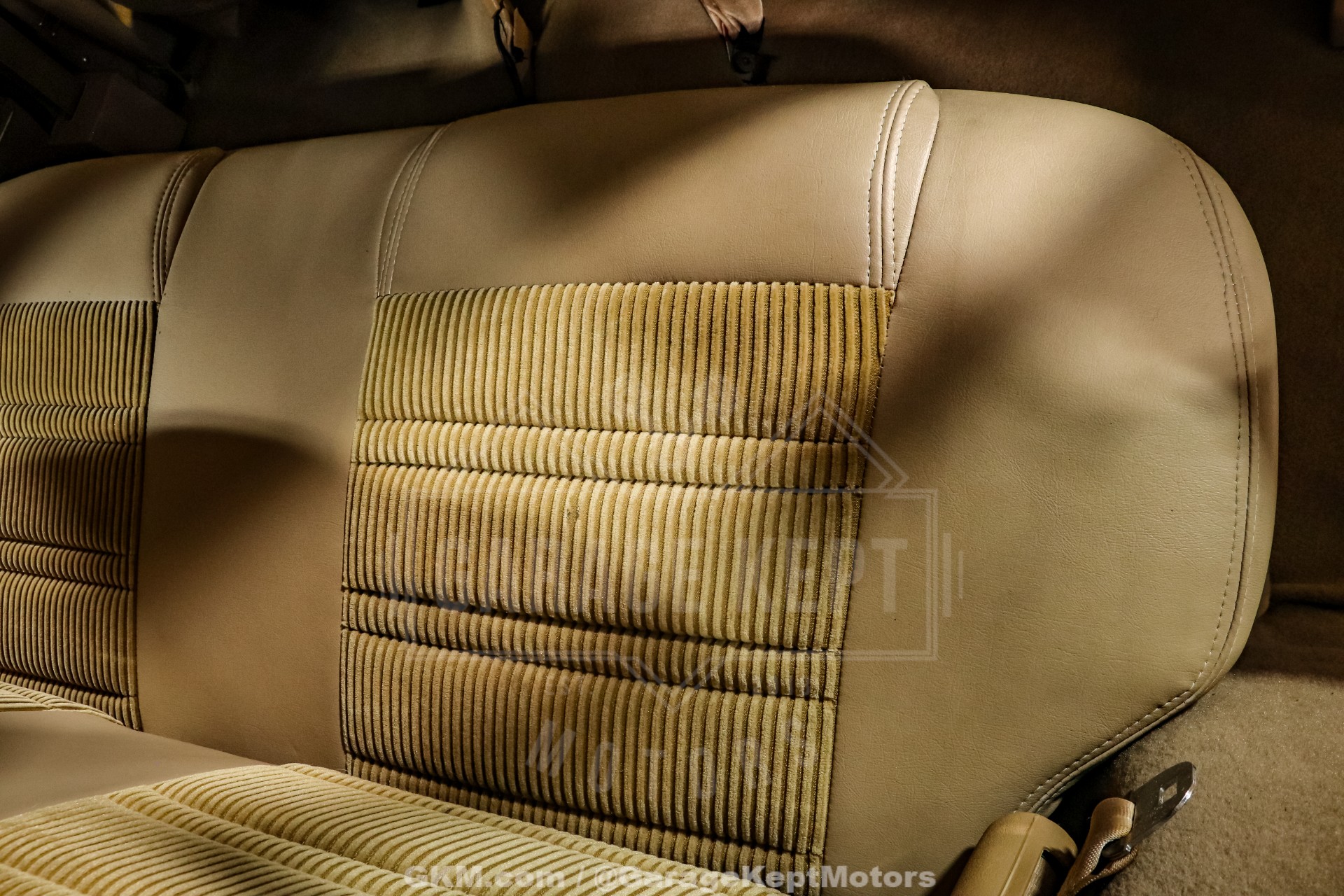 1988 Jeep Grand Wagoneer 81