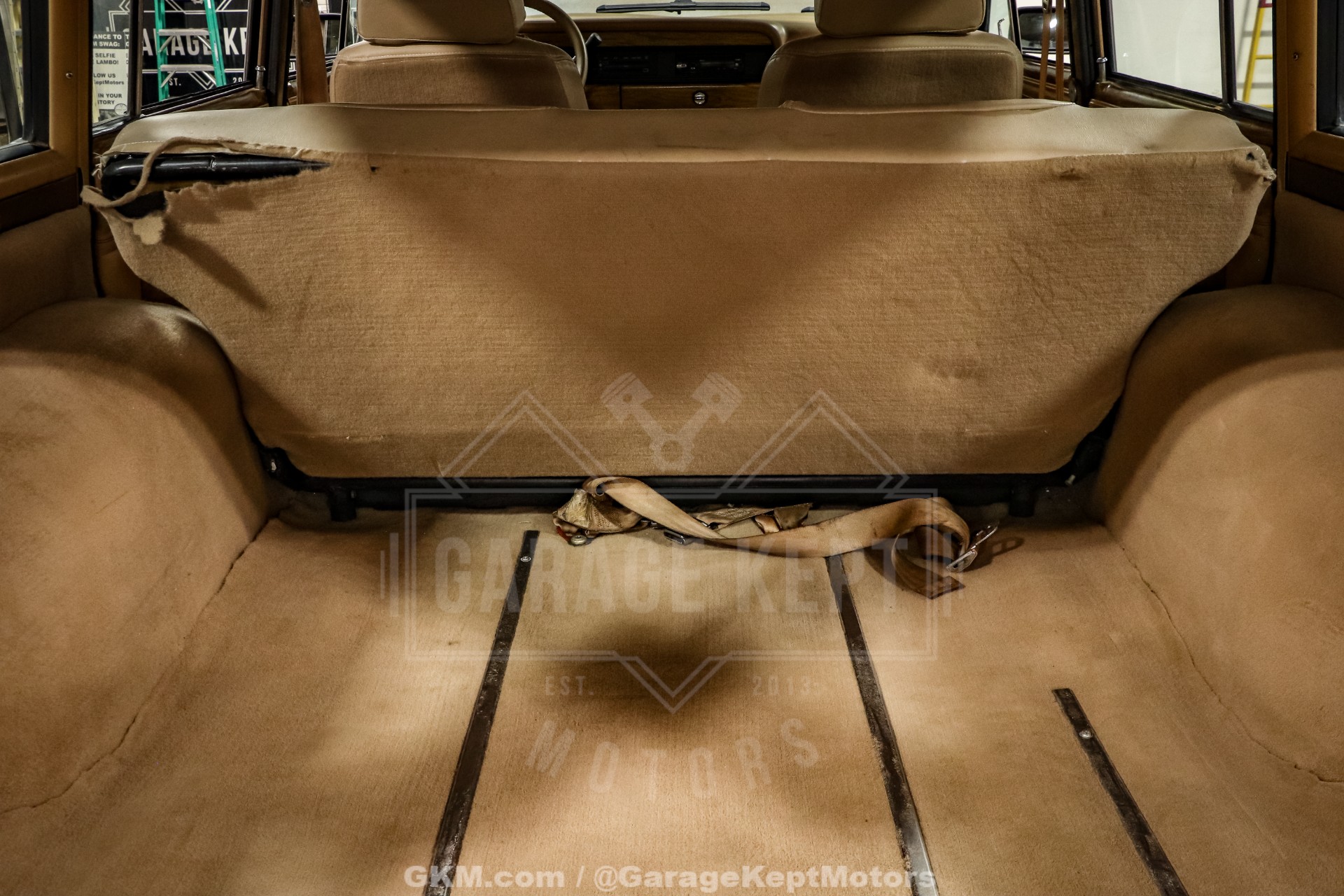 1988 Jeep Grand Wagoneer 84