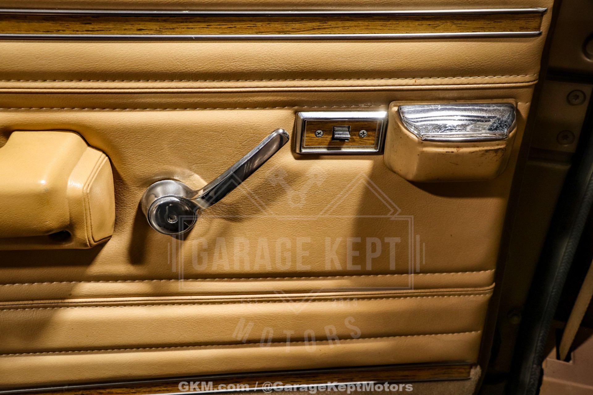 1988 Jeep Grand Wagoneer 94