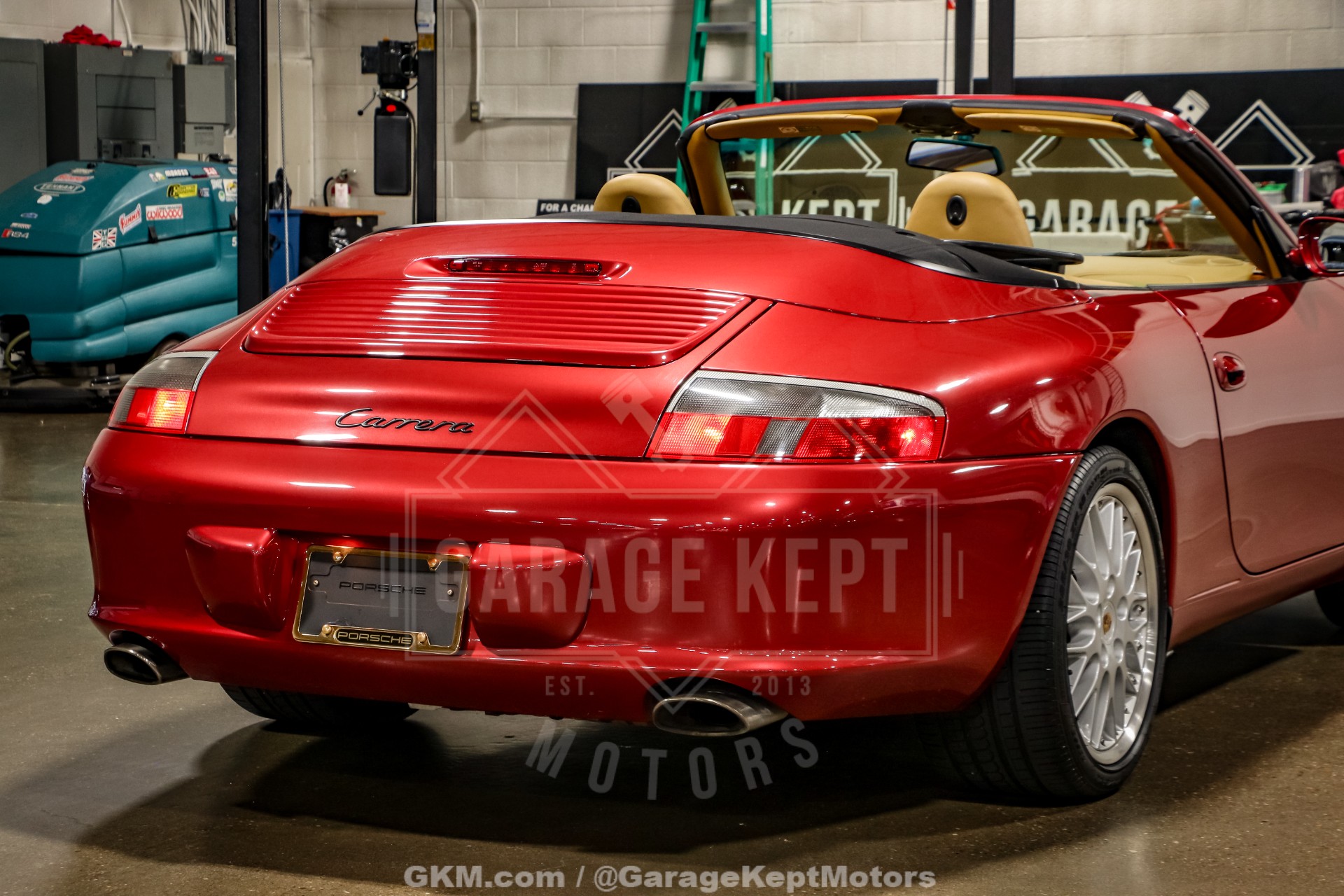 2003 Porsche 911 44