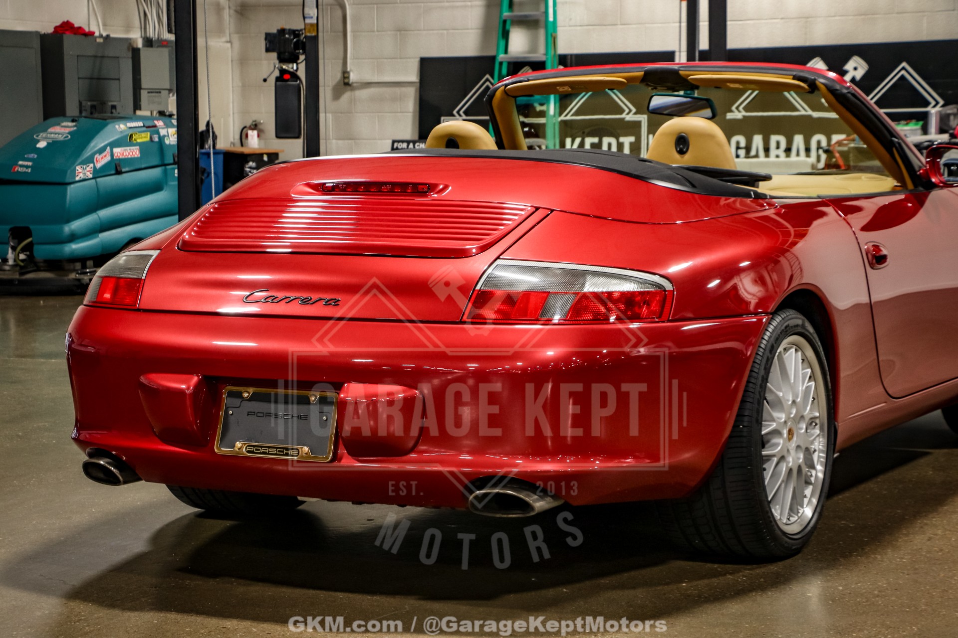 2003 Porsche 911 45