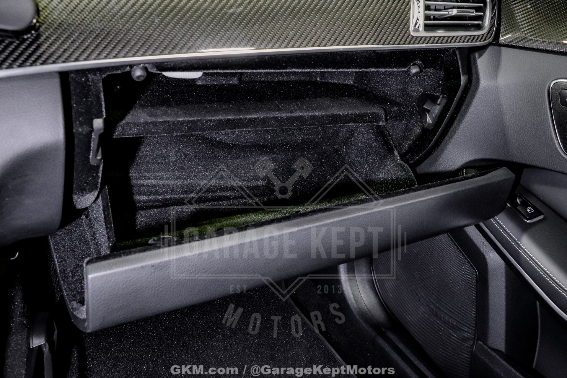 2016 Mercedes-Benz E-Class 151