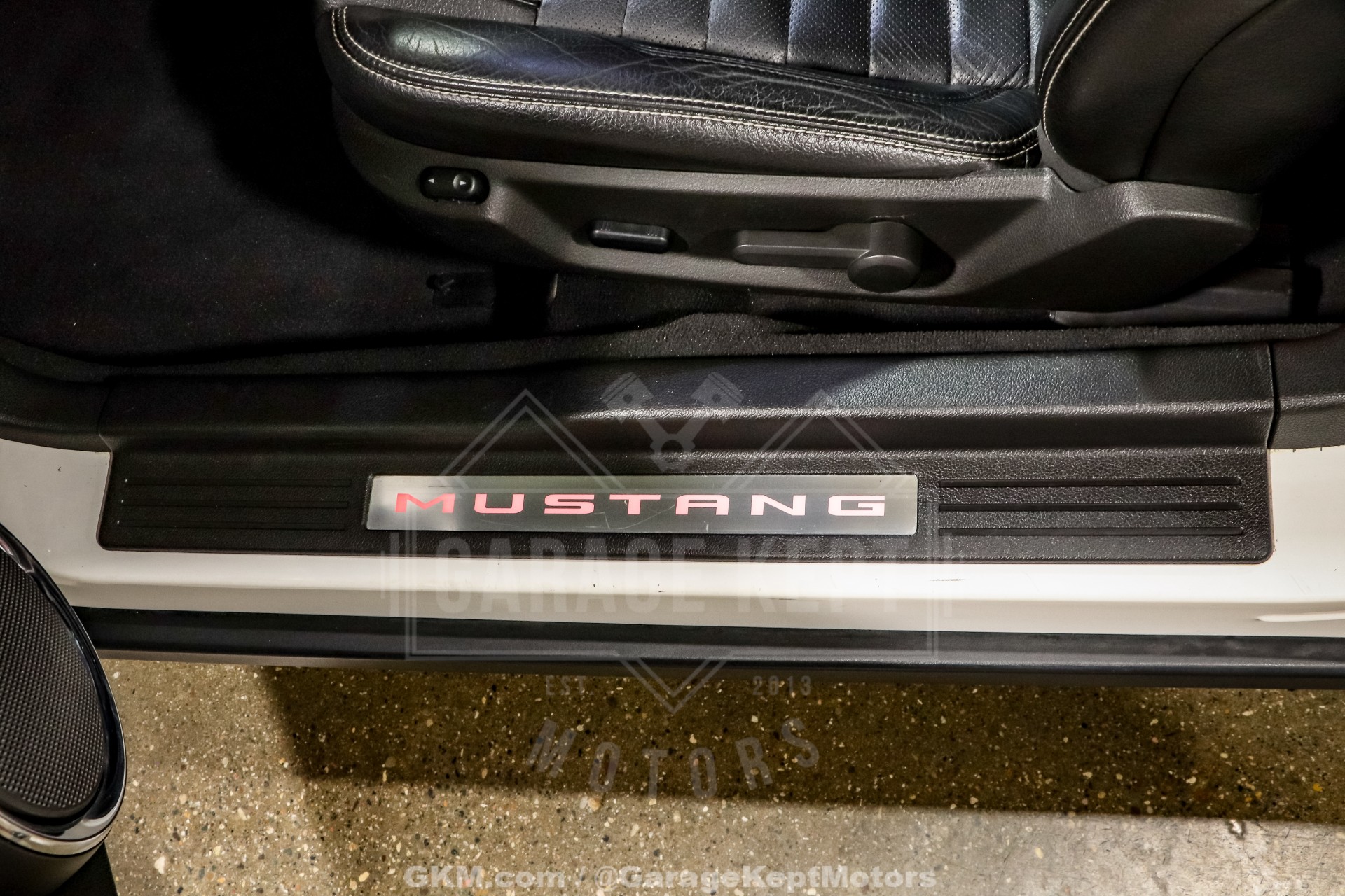 2010 Ford Mustang 102