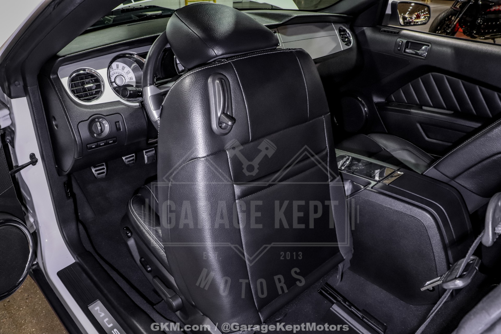 2010 Ford Mustang 112