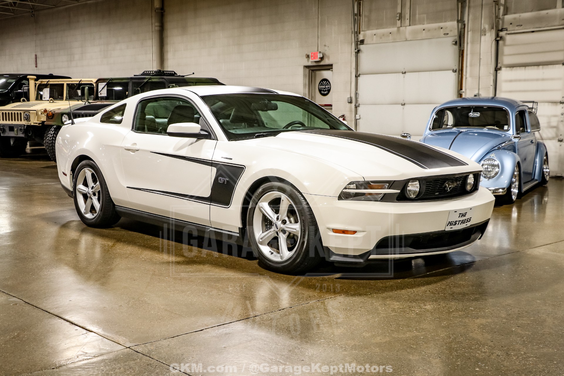 2010 Ford Mustang 12