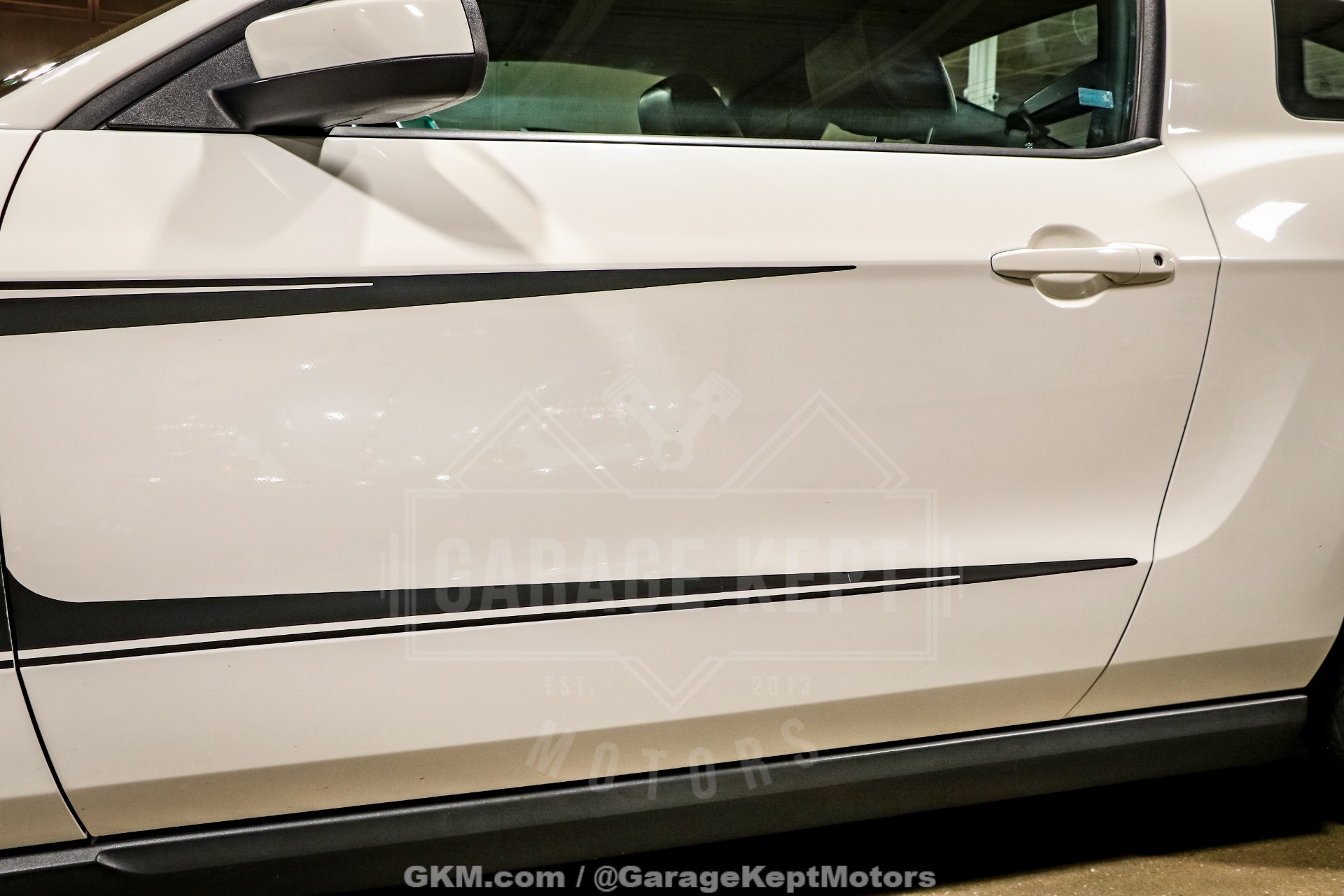 2010 Ford Mustang 34