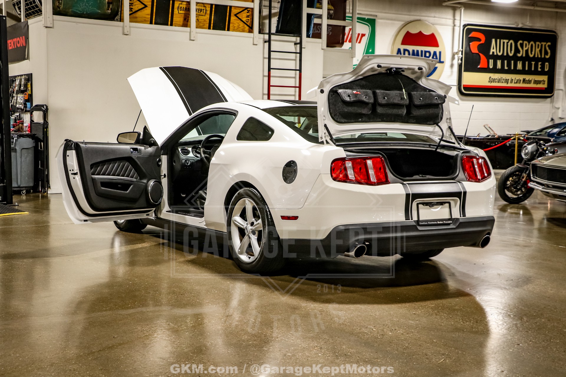 2010 Ford Mustang 61