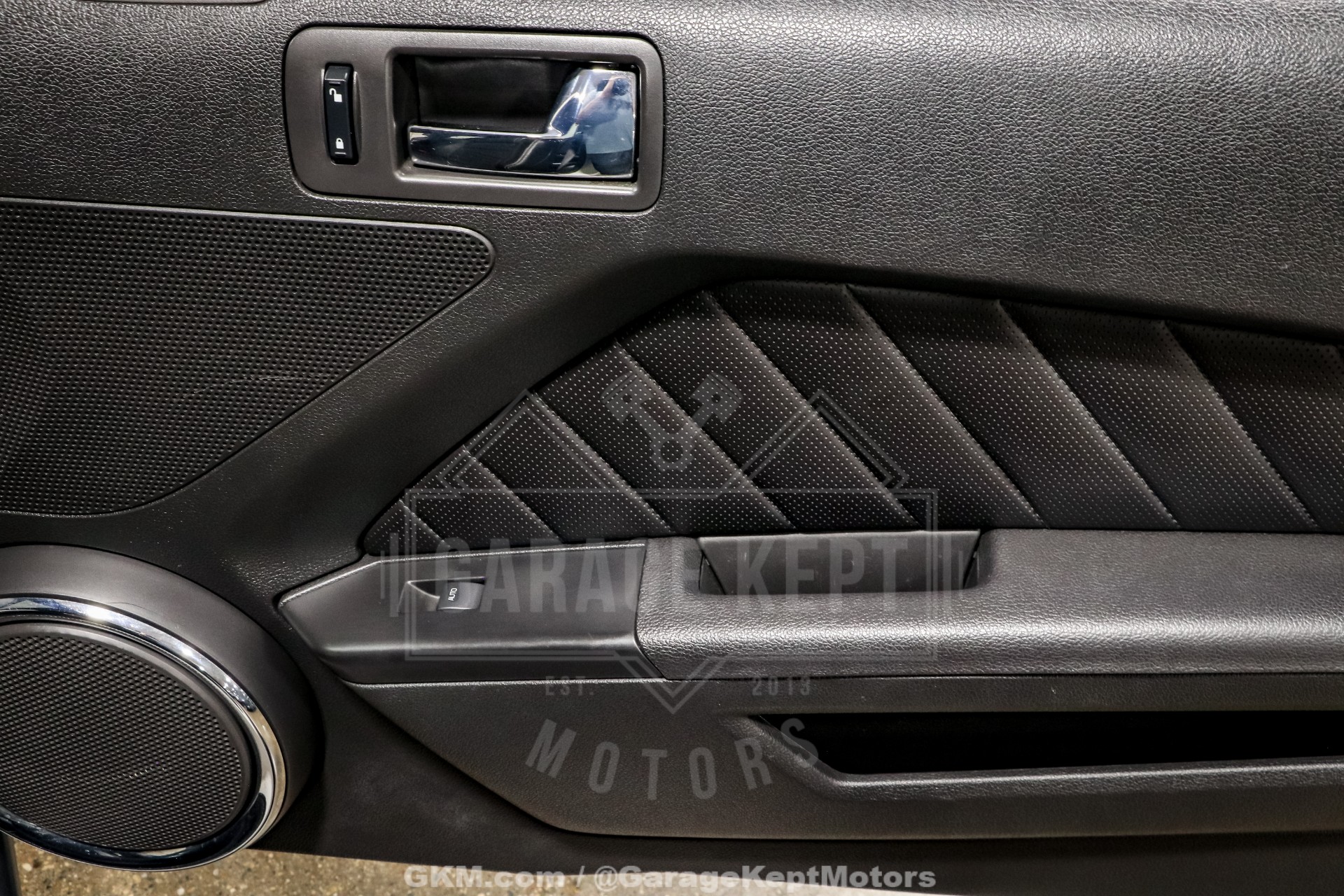2010 Ford Mustang 64