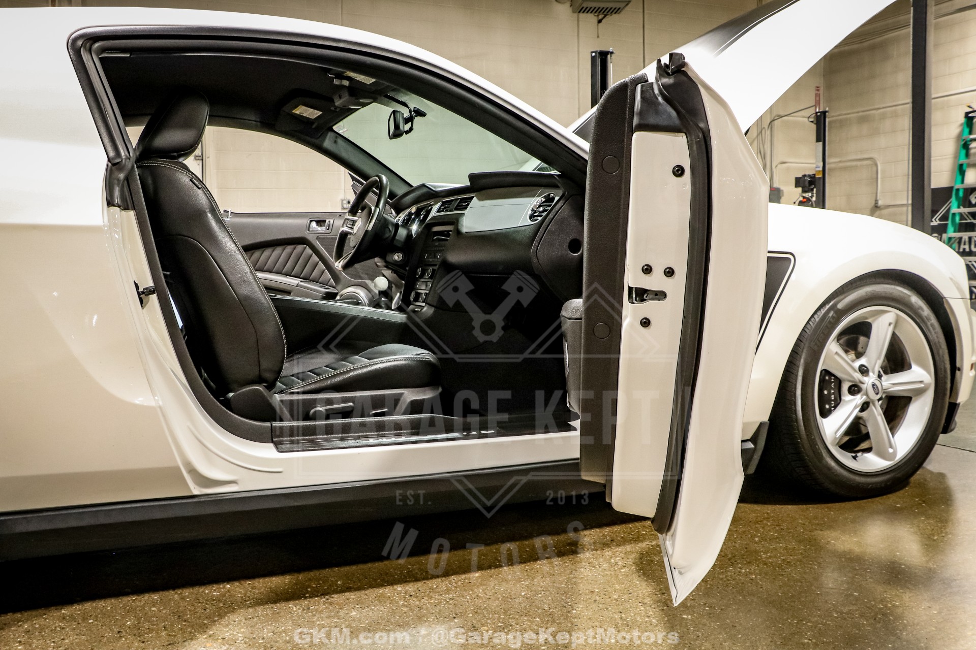 2010 Ford Mustang 65