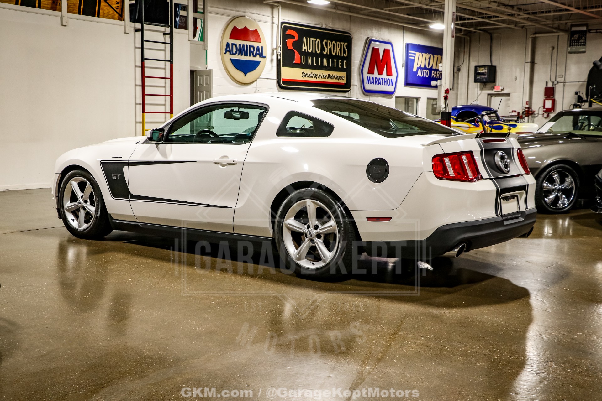 2010 Ford Mustang 6