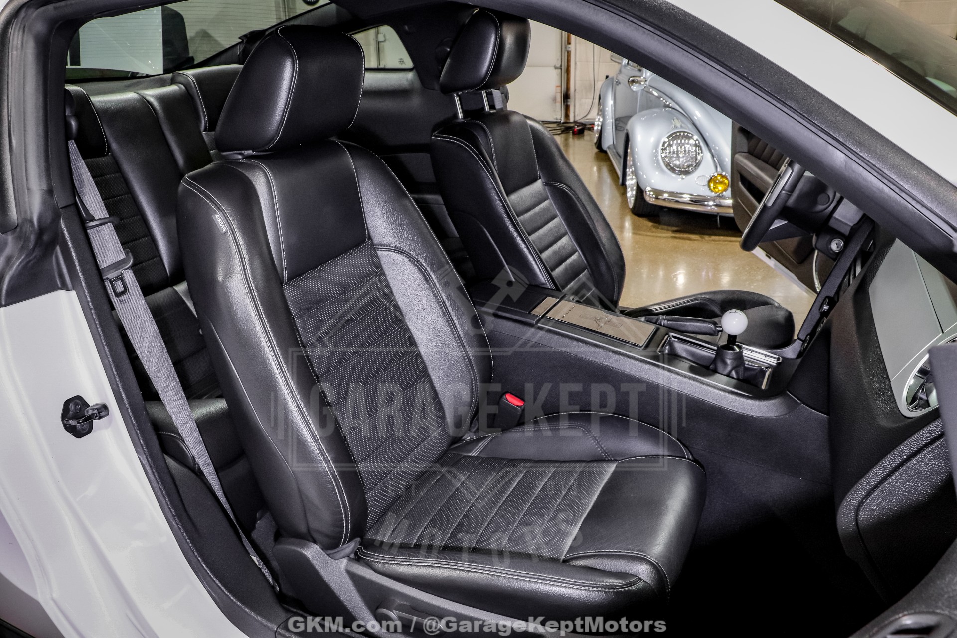 2010 Ford Mustang 72