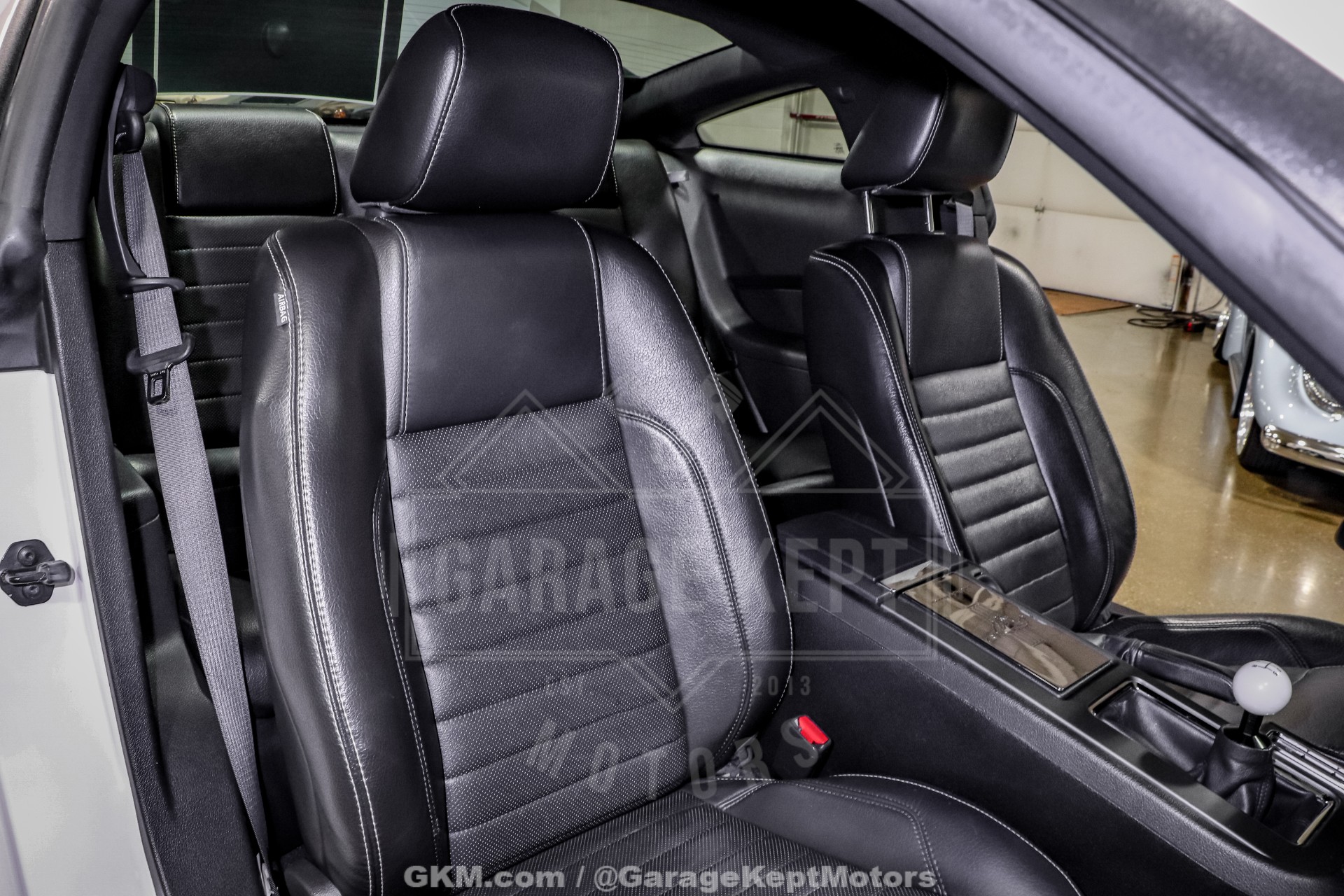 2010 Ford Mustang 73