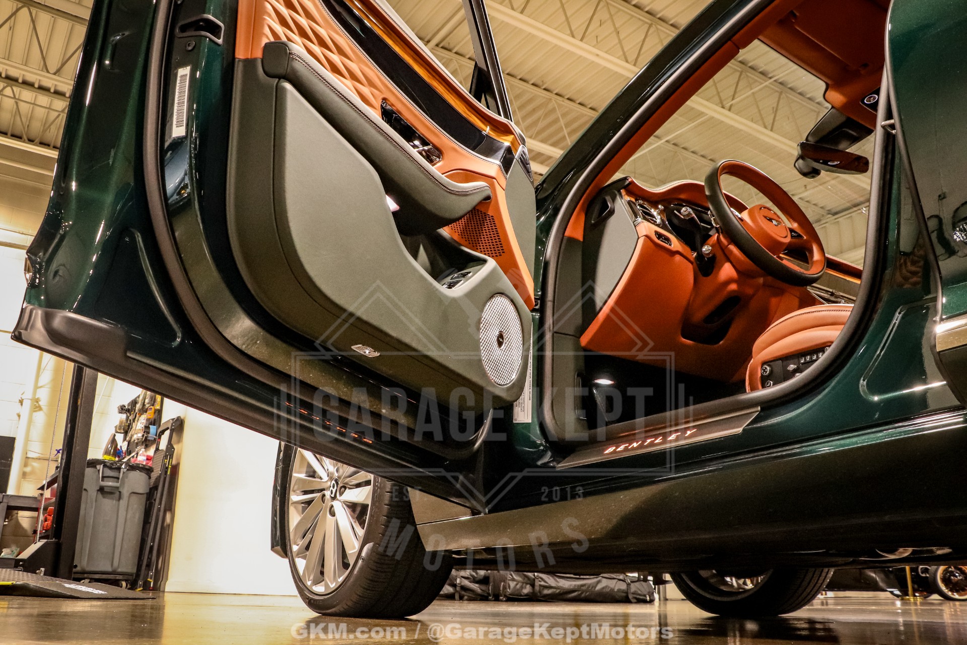 2023 Bentley Flying Spur 148