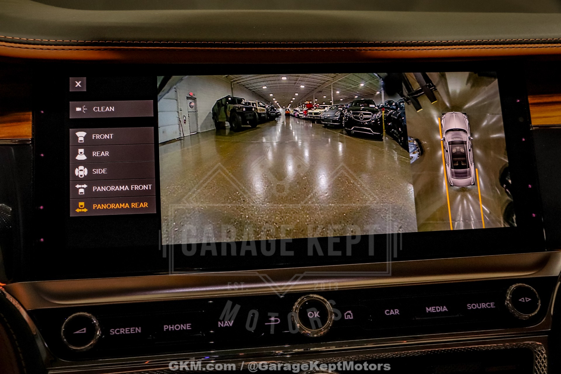 2023 Bentley Flying Spur 216