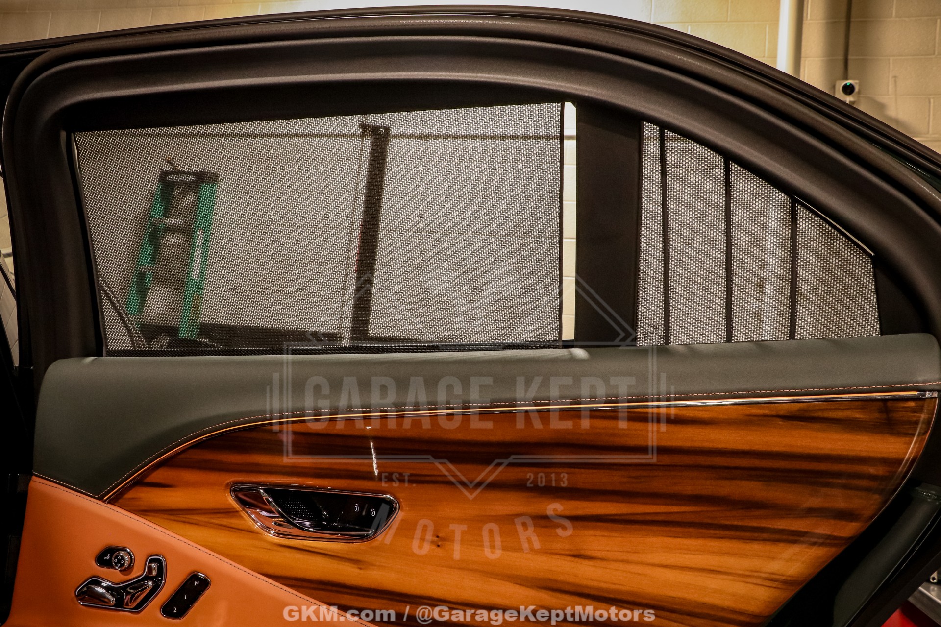 2023 Bentley Flying Spur 219