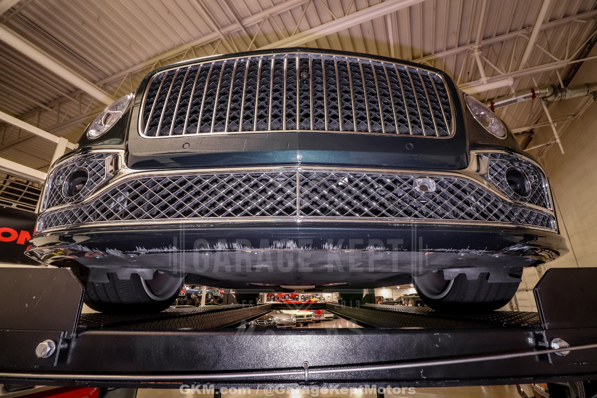 2023 Bentley Flying Spur 221