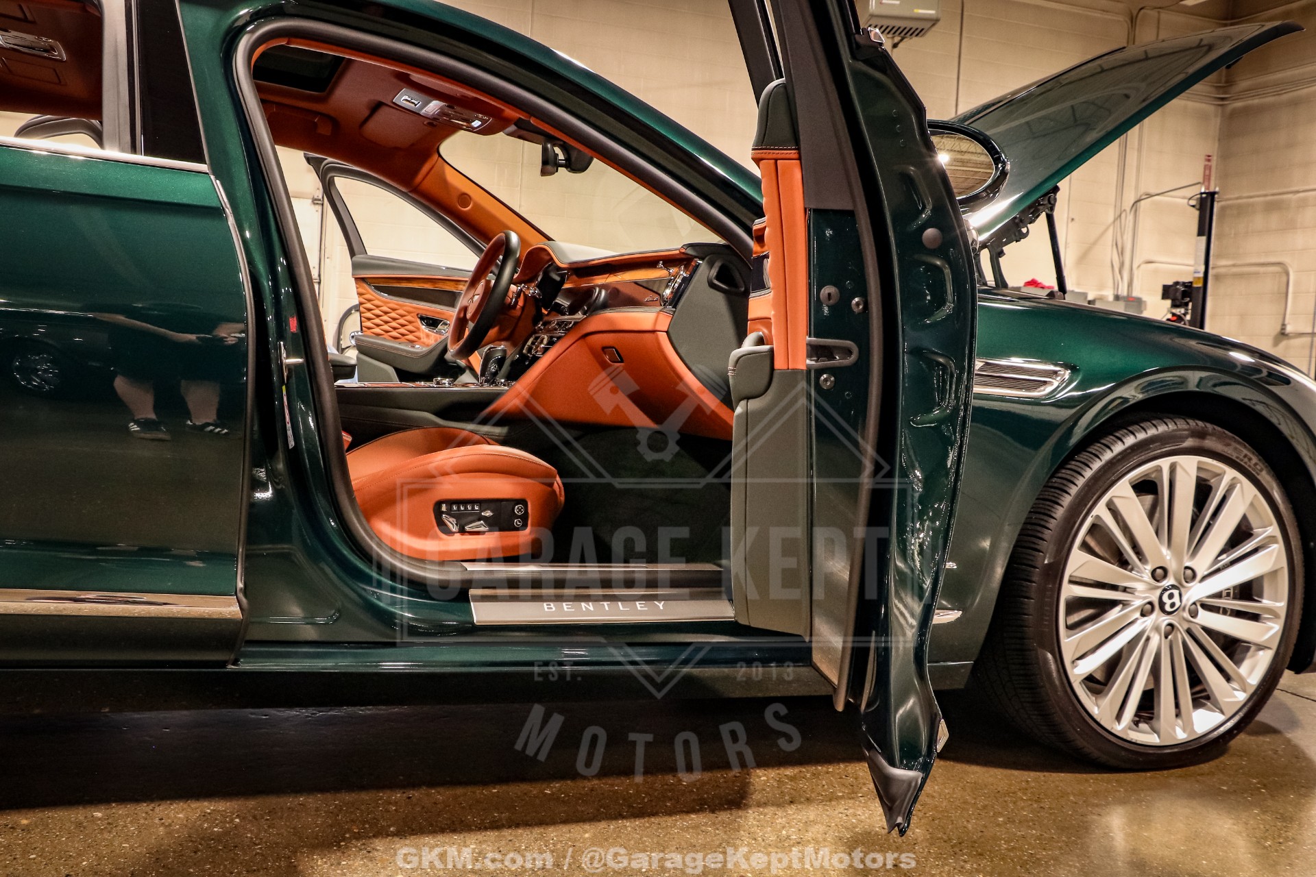 2023 Bentley Flying Spur 79