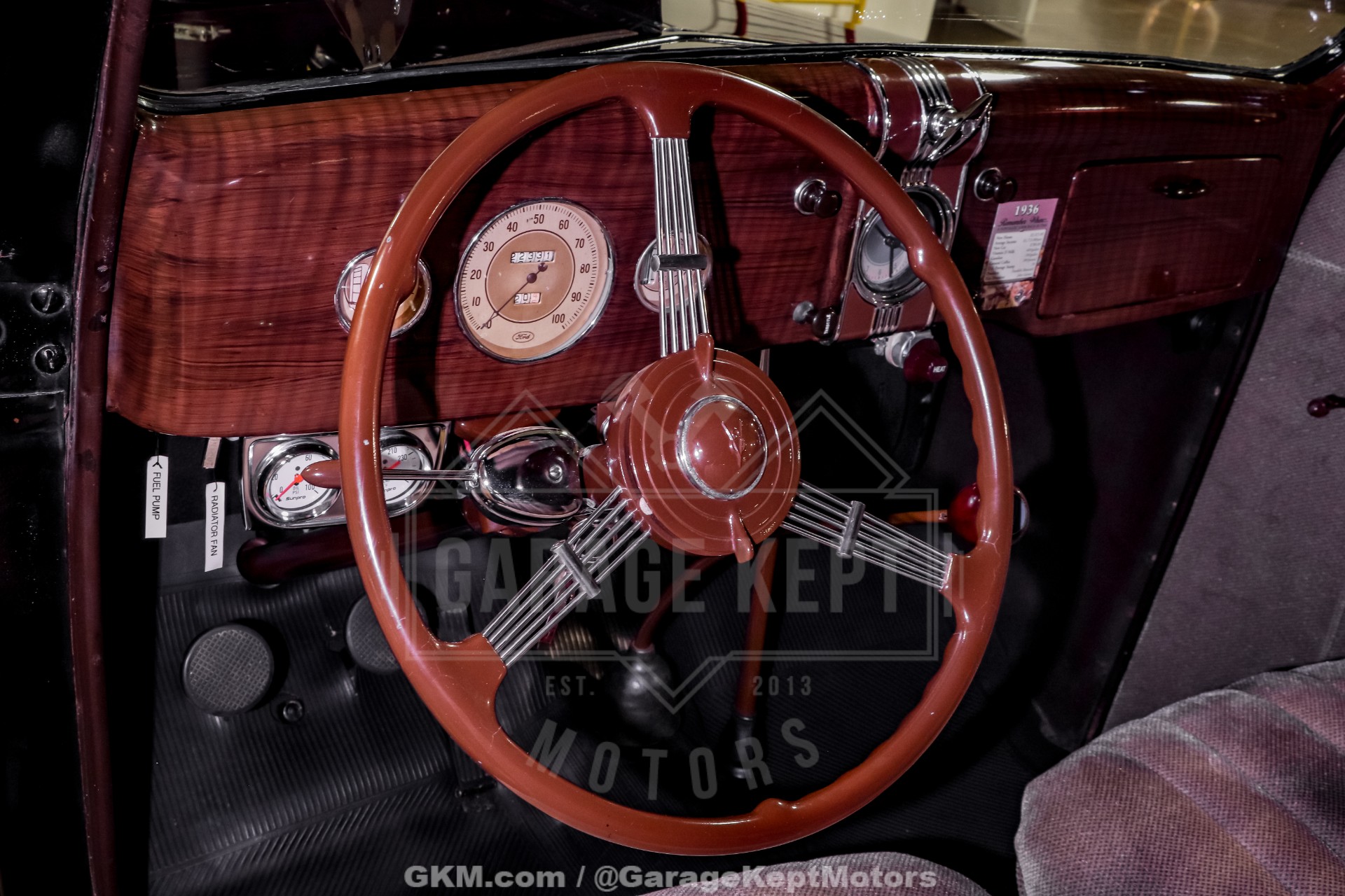1936 Ford Model 48 / 68 109