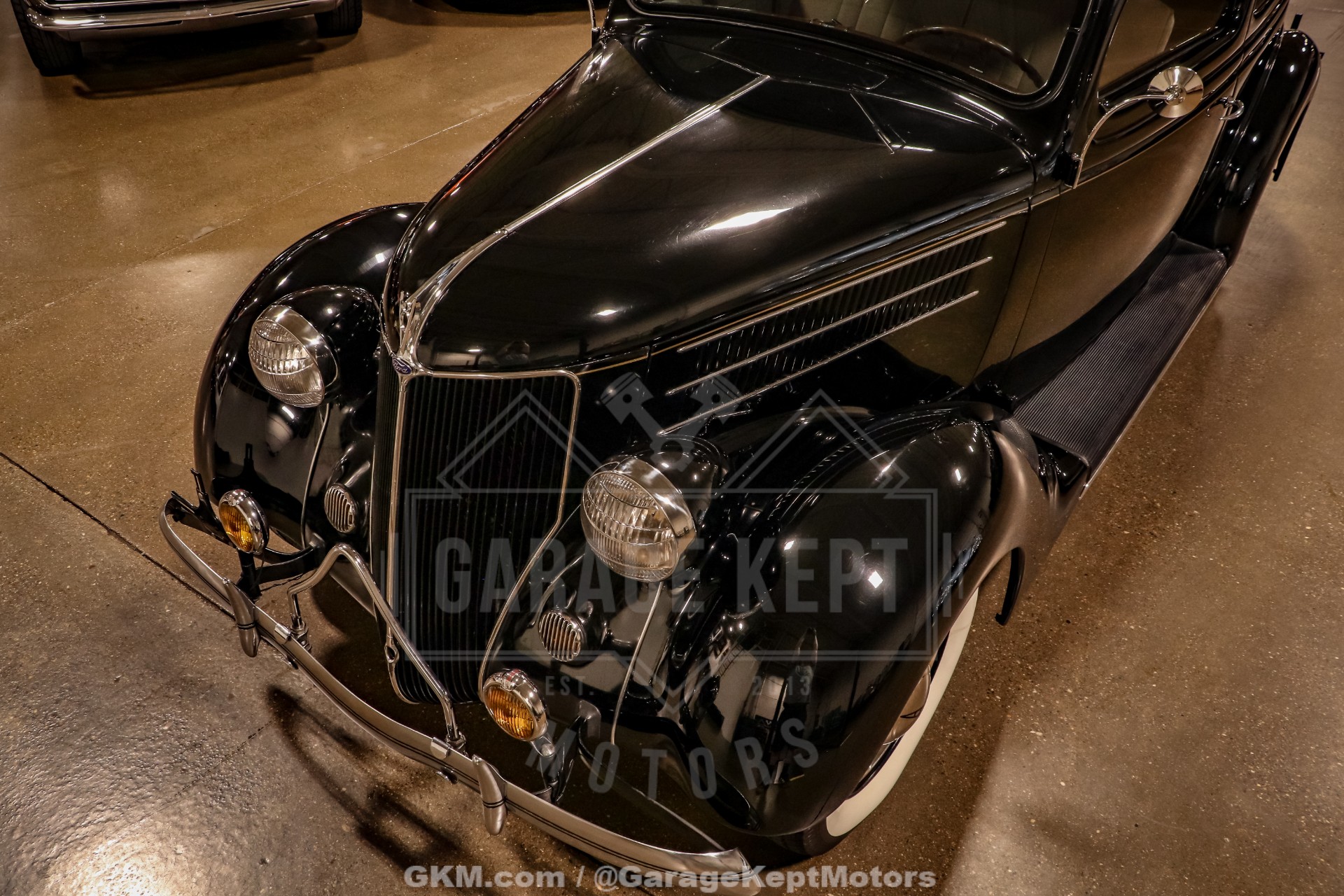 1936 Ford Model 48 / 68 22