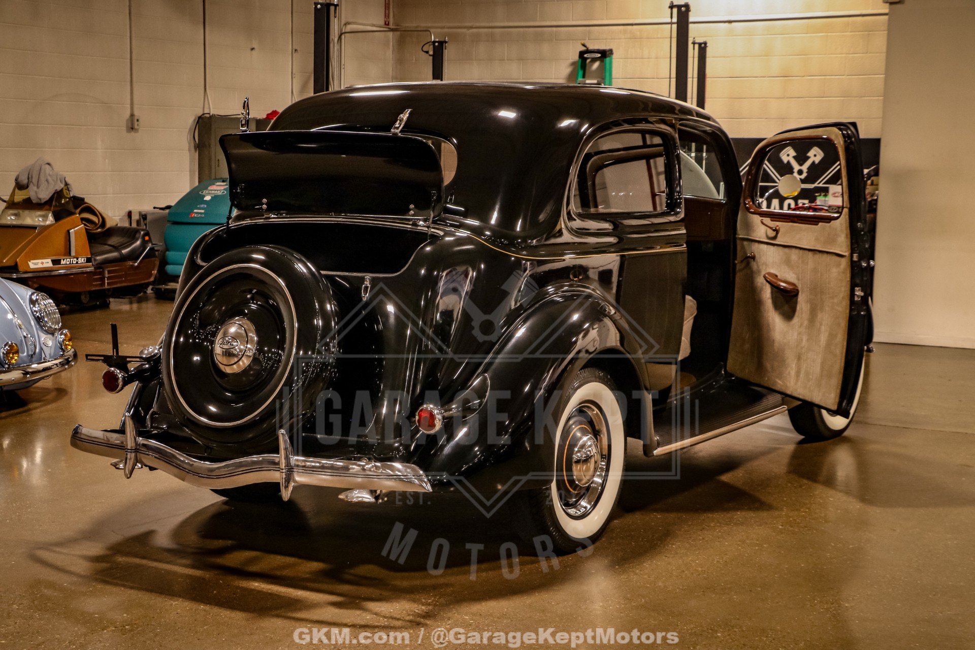 1936 Ford Model 48 / 68 60