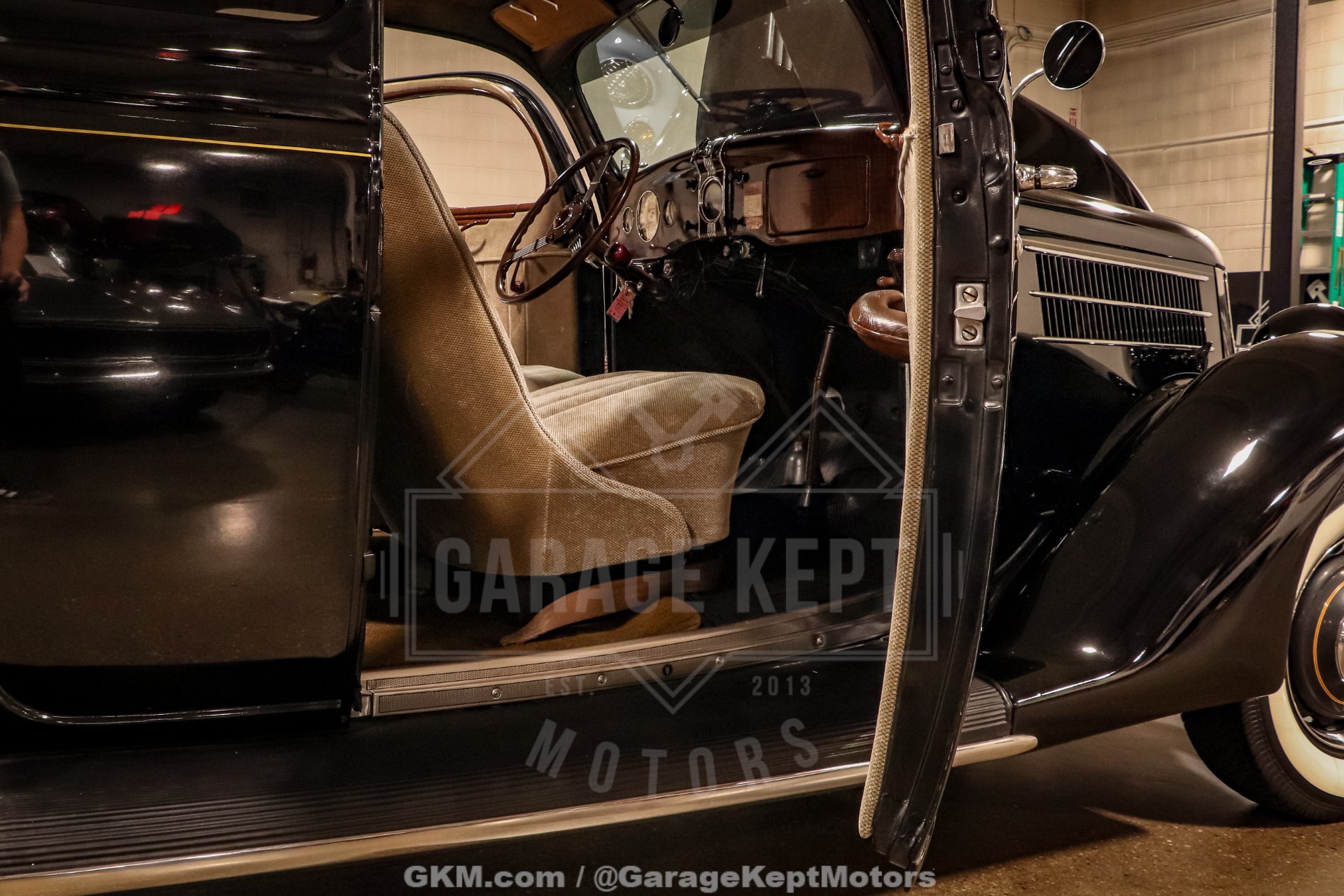 1936 Ford Model 48 / 68 63