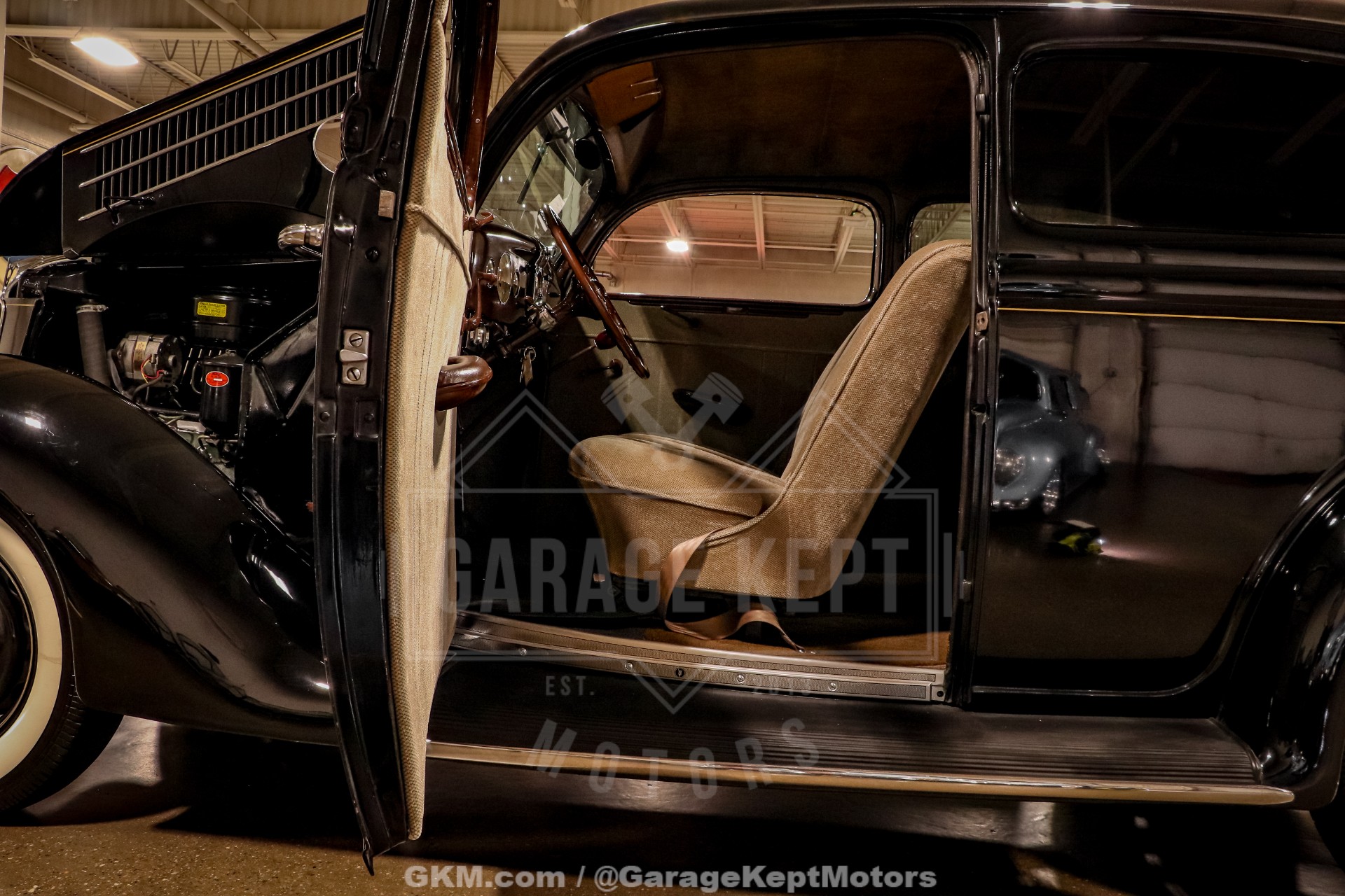 1936 Ford Model 48 / 68 92