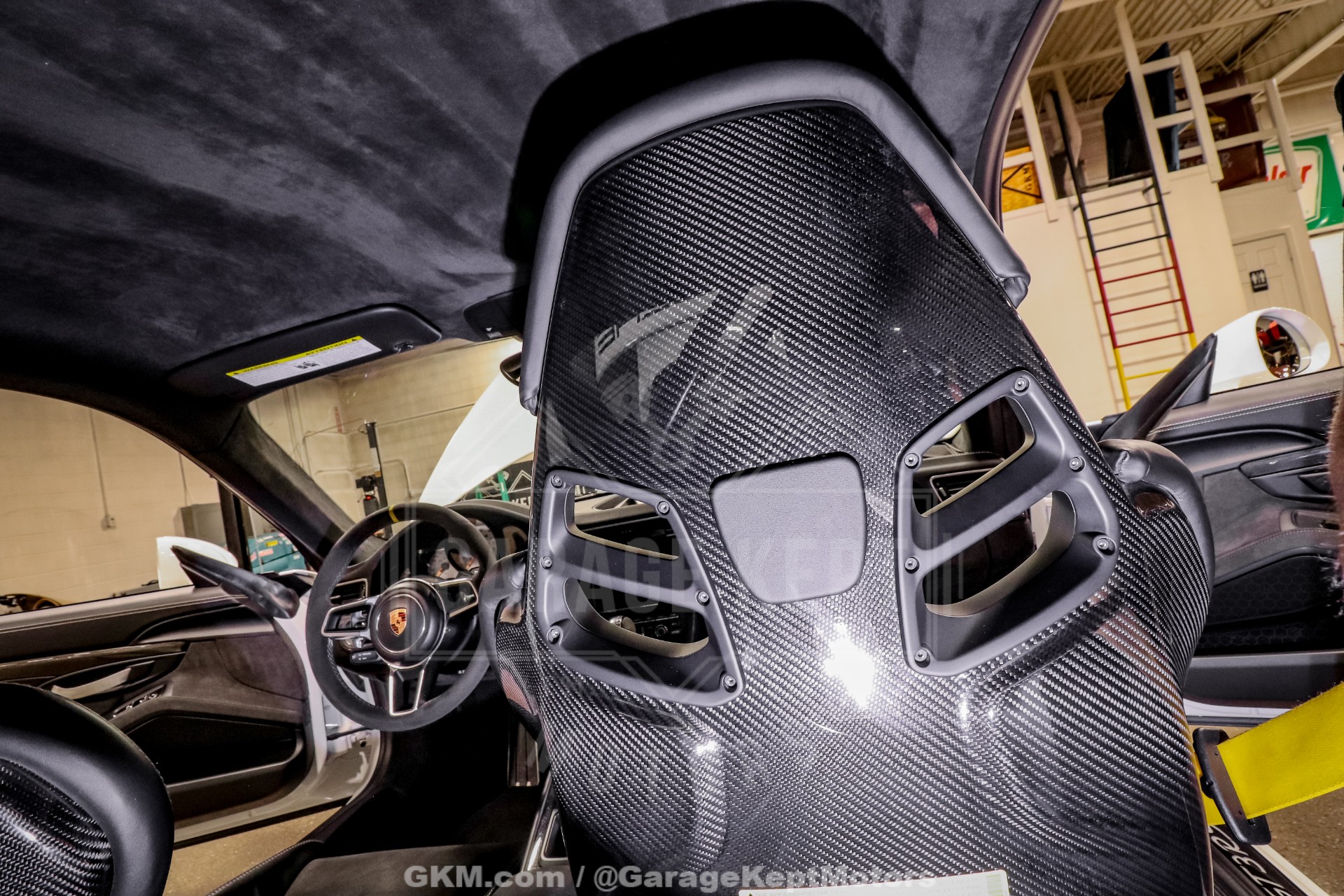 2016 Porsche 911 104