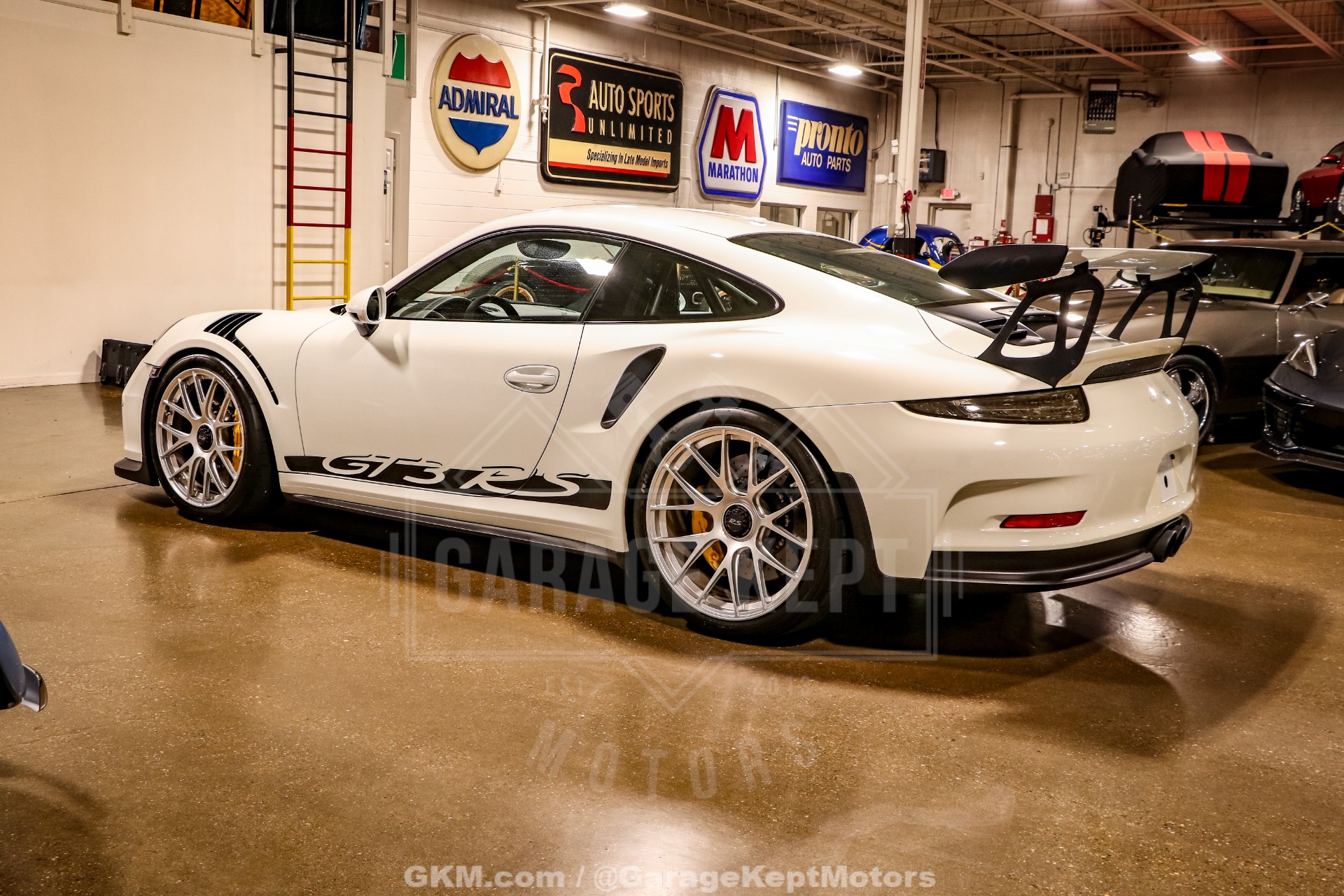 2016 Porsche 911 6