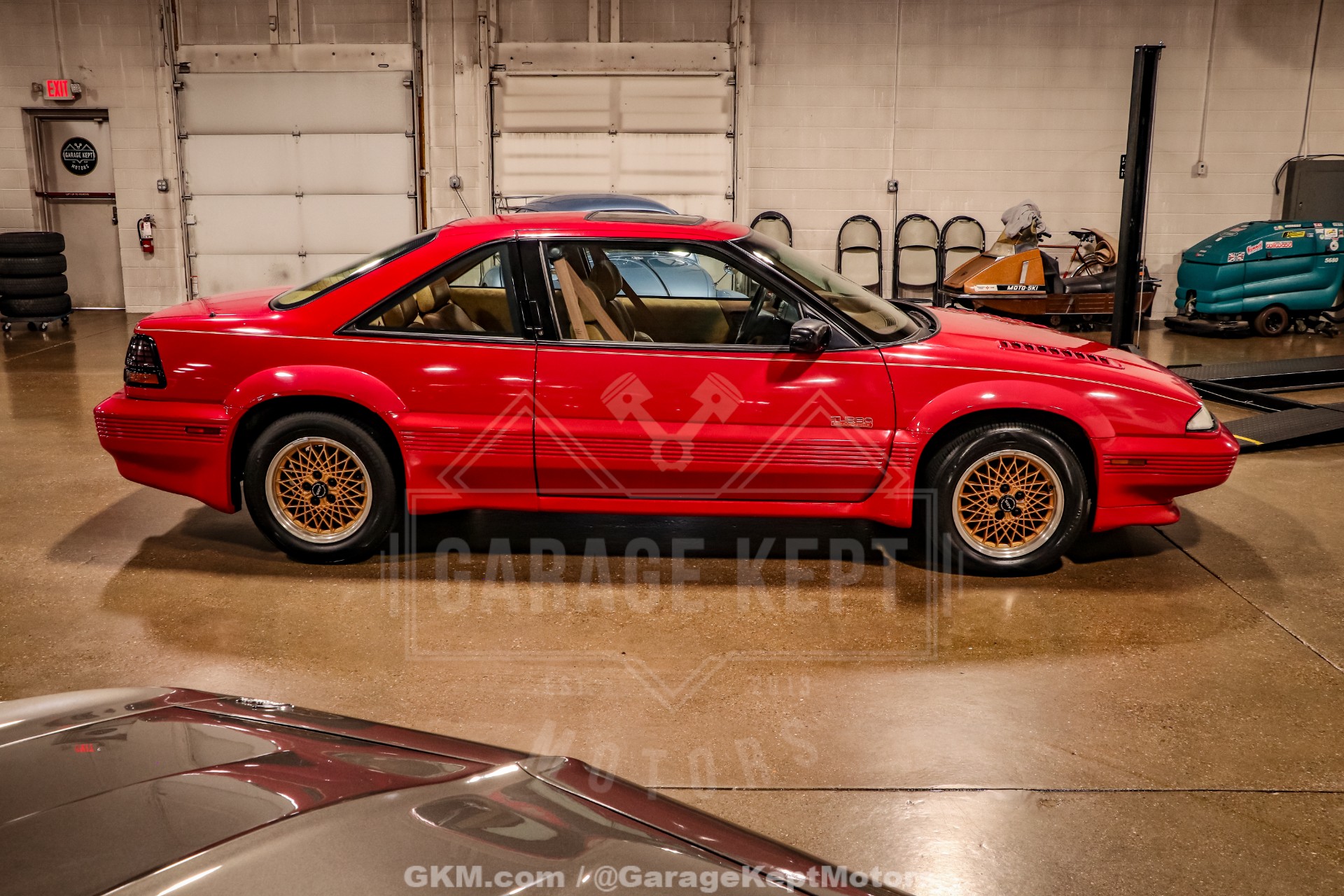 1990 Pontiac Grand Prix 10