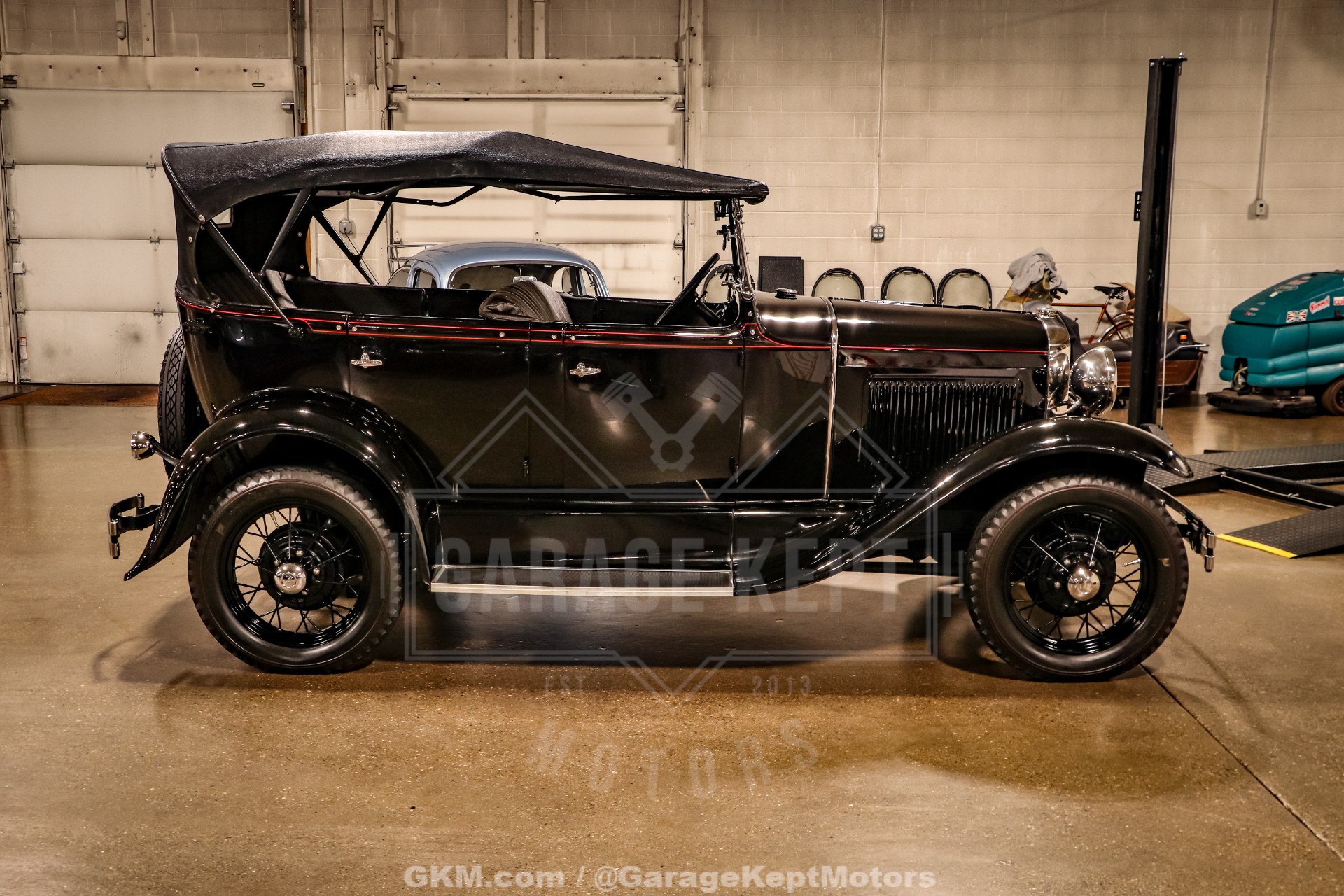 1930 Ford Model A 10