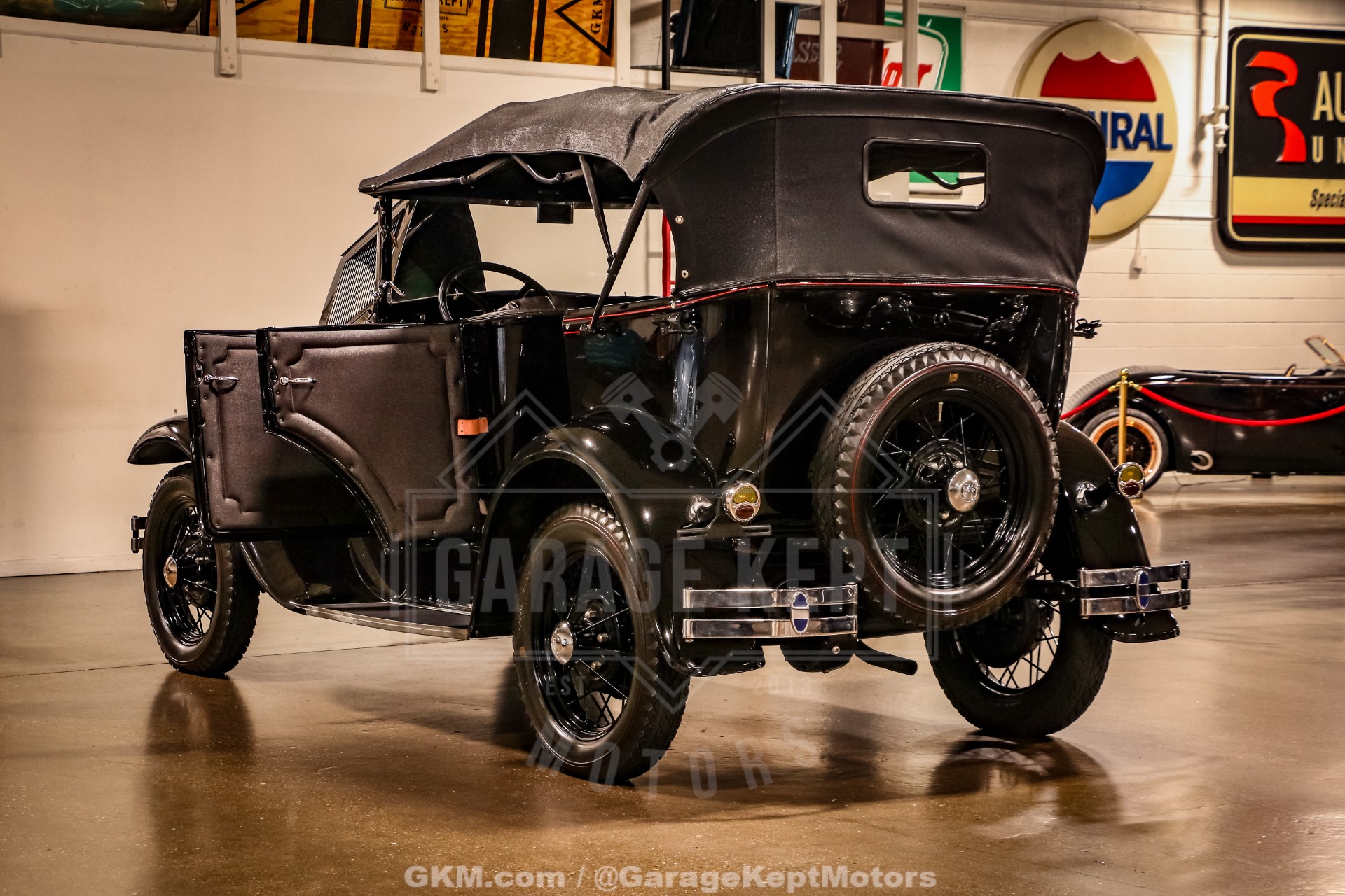 1930 Ford Model A 64