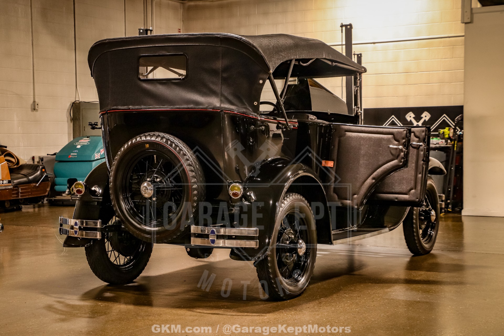 1930 Ford Model A 65