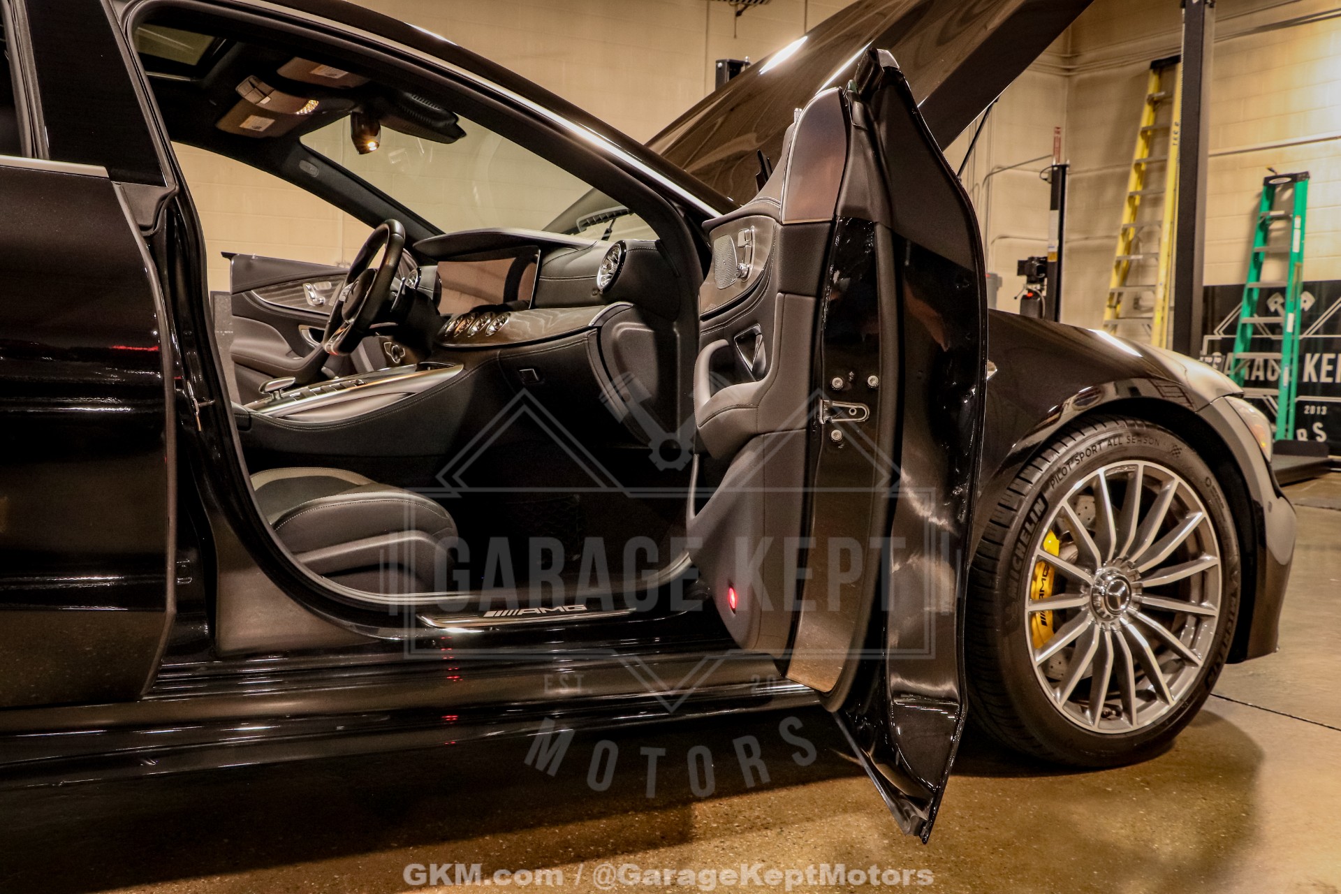 2019 Mercedes-Benz AMG GT 70