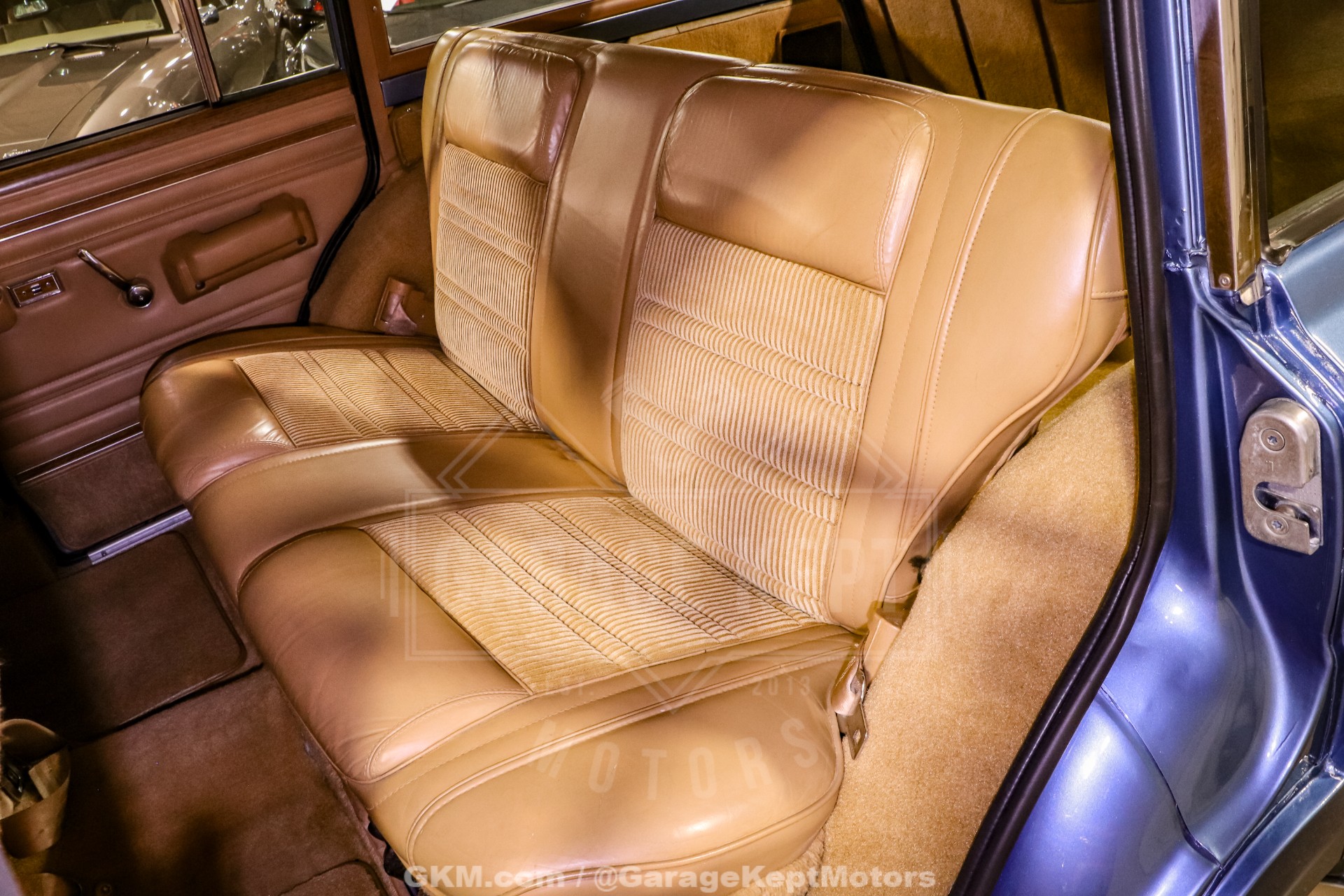1987 Jeep Grand Wagoneer 105