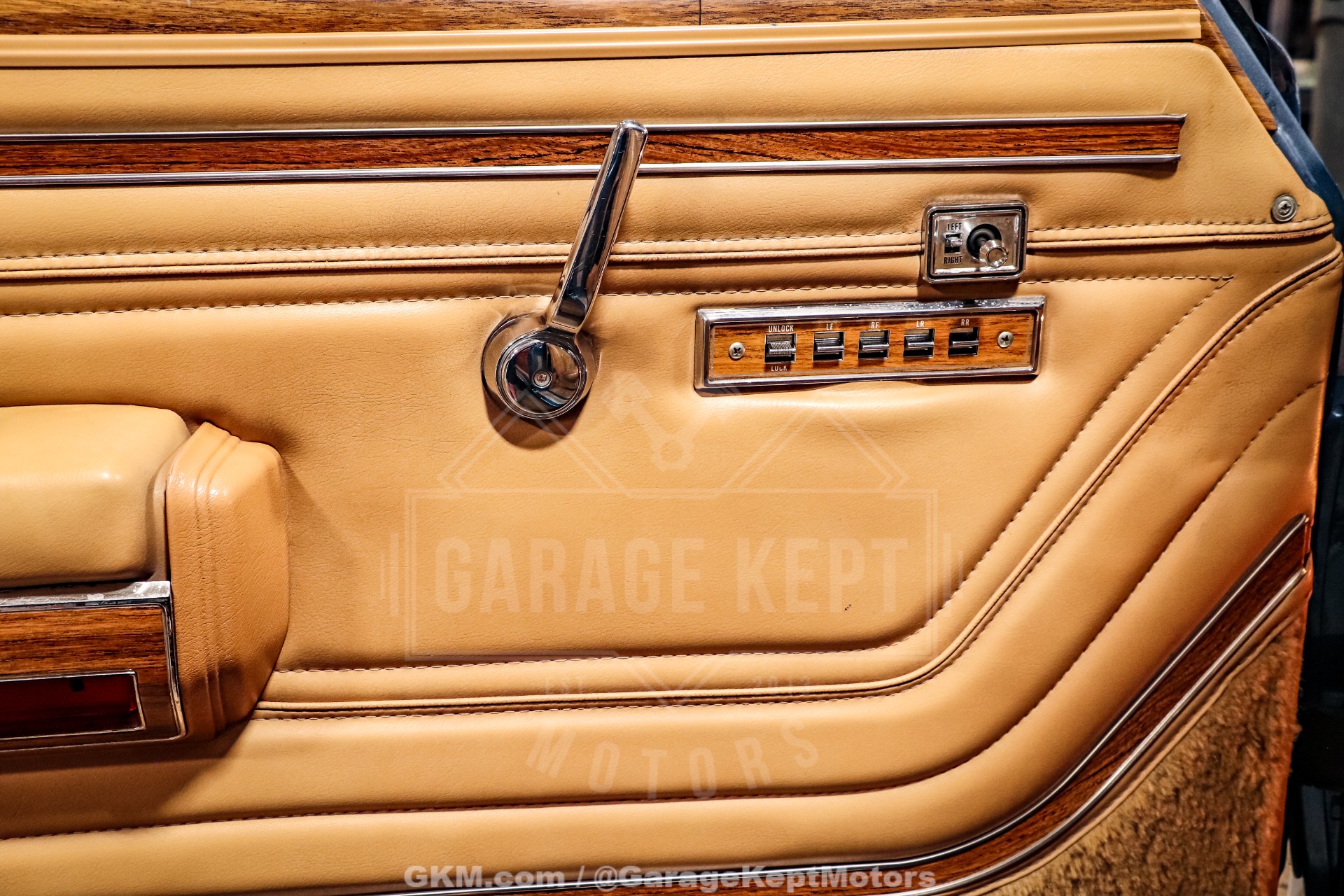 1987 Jeep Grand Wagoneer 109