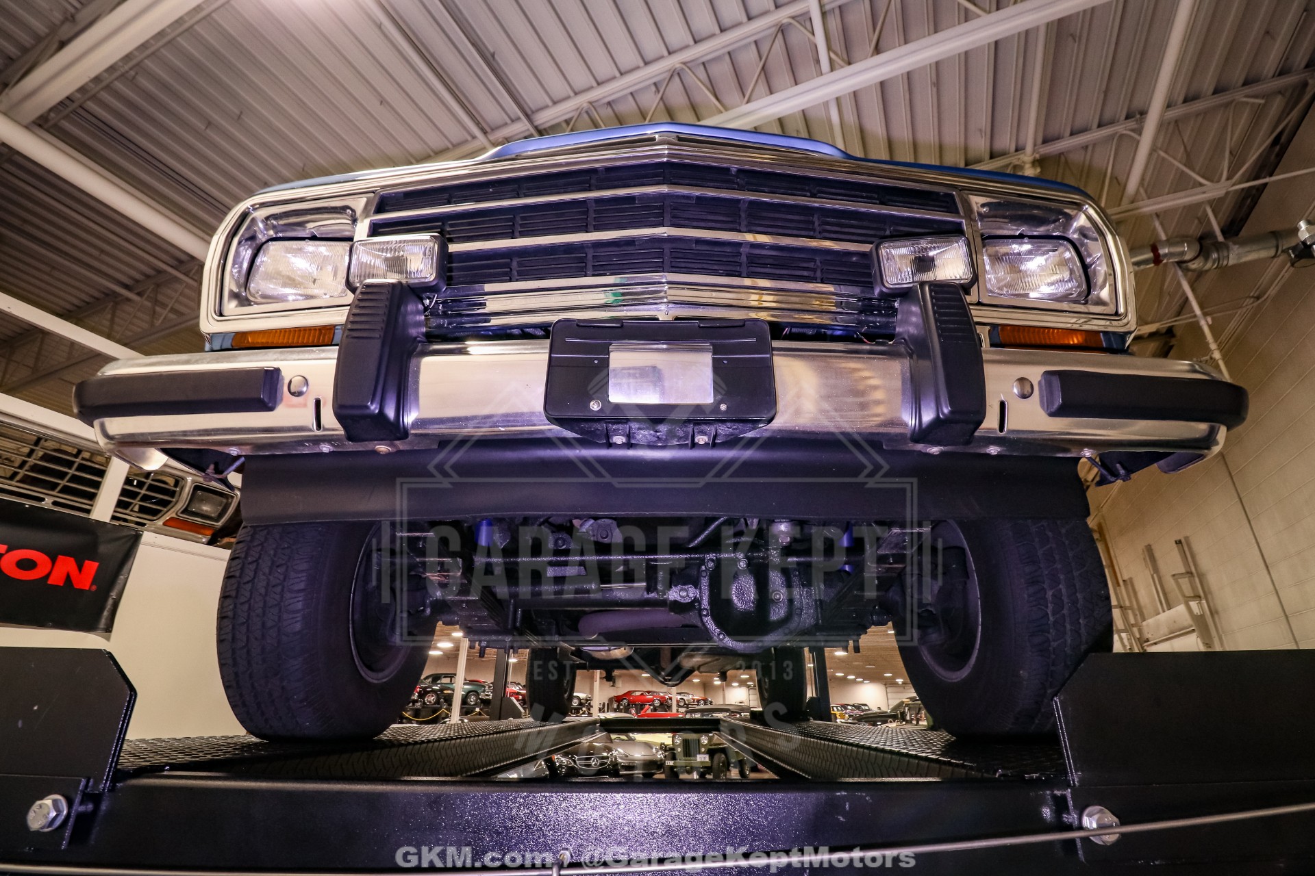 1987 Jeep Grand Wagoneer 157