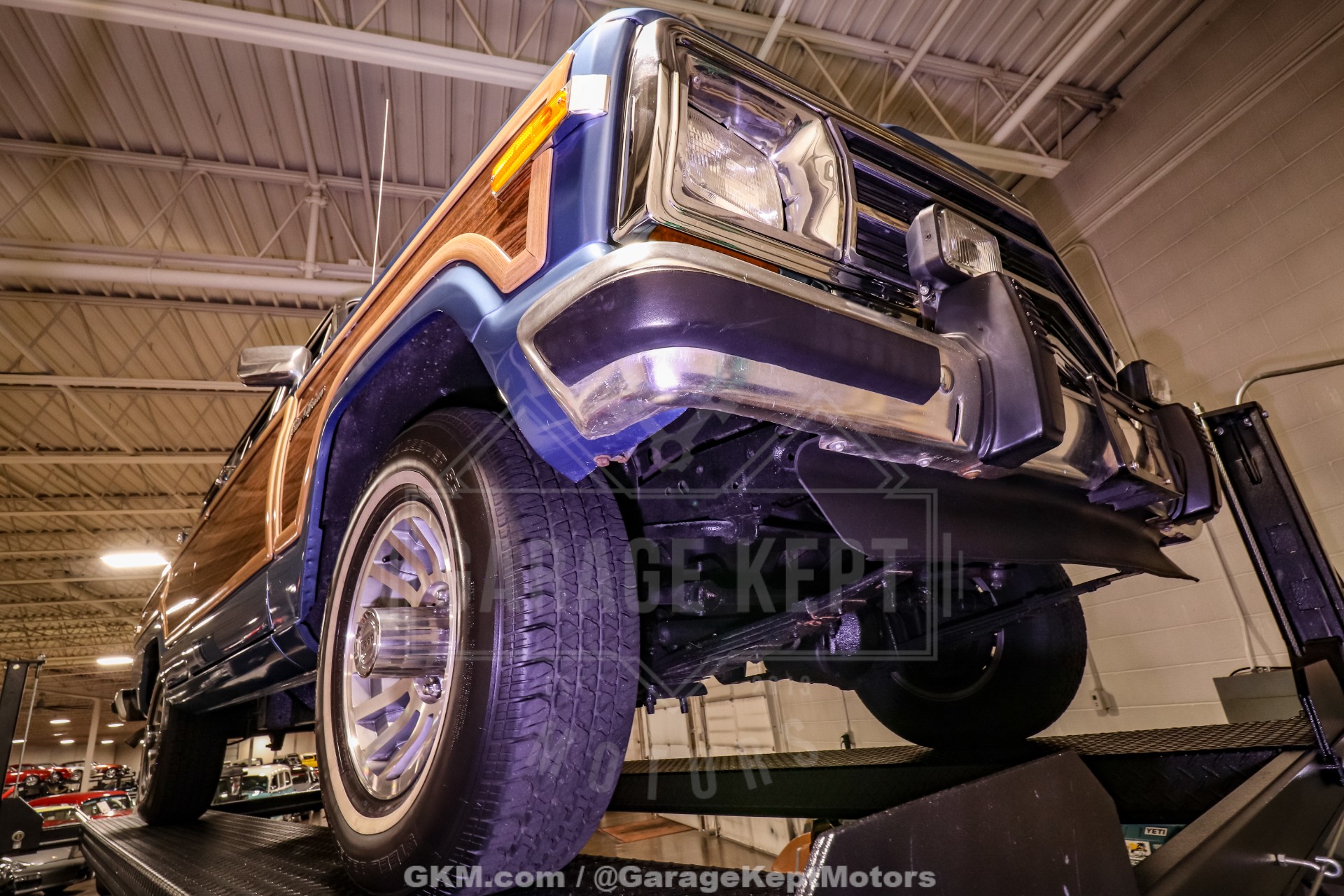 1987 Jeep Grand Wagoneer 170