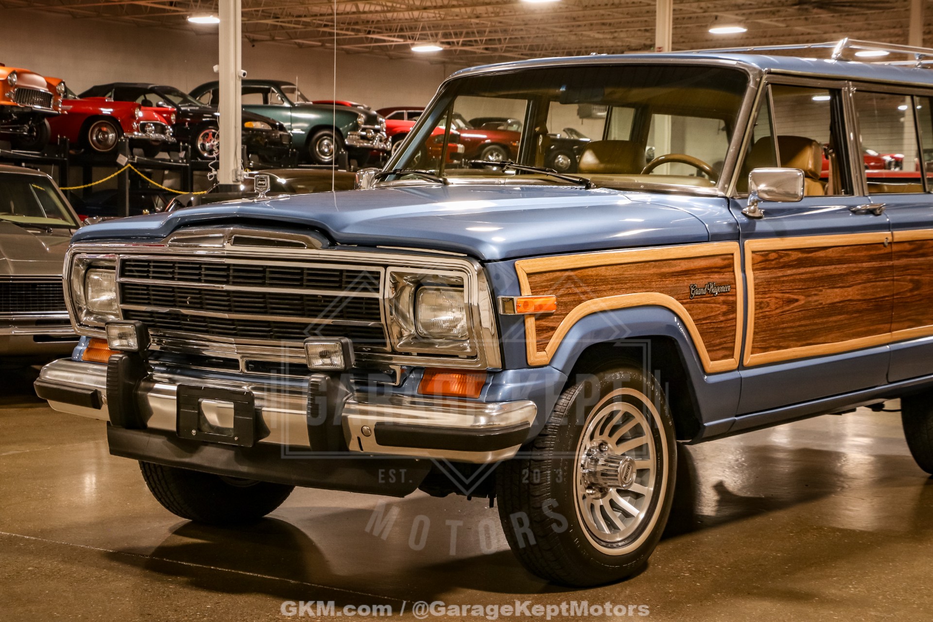 1987 Jeep Grand Wagoneer 21