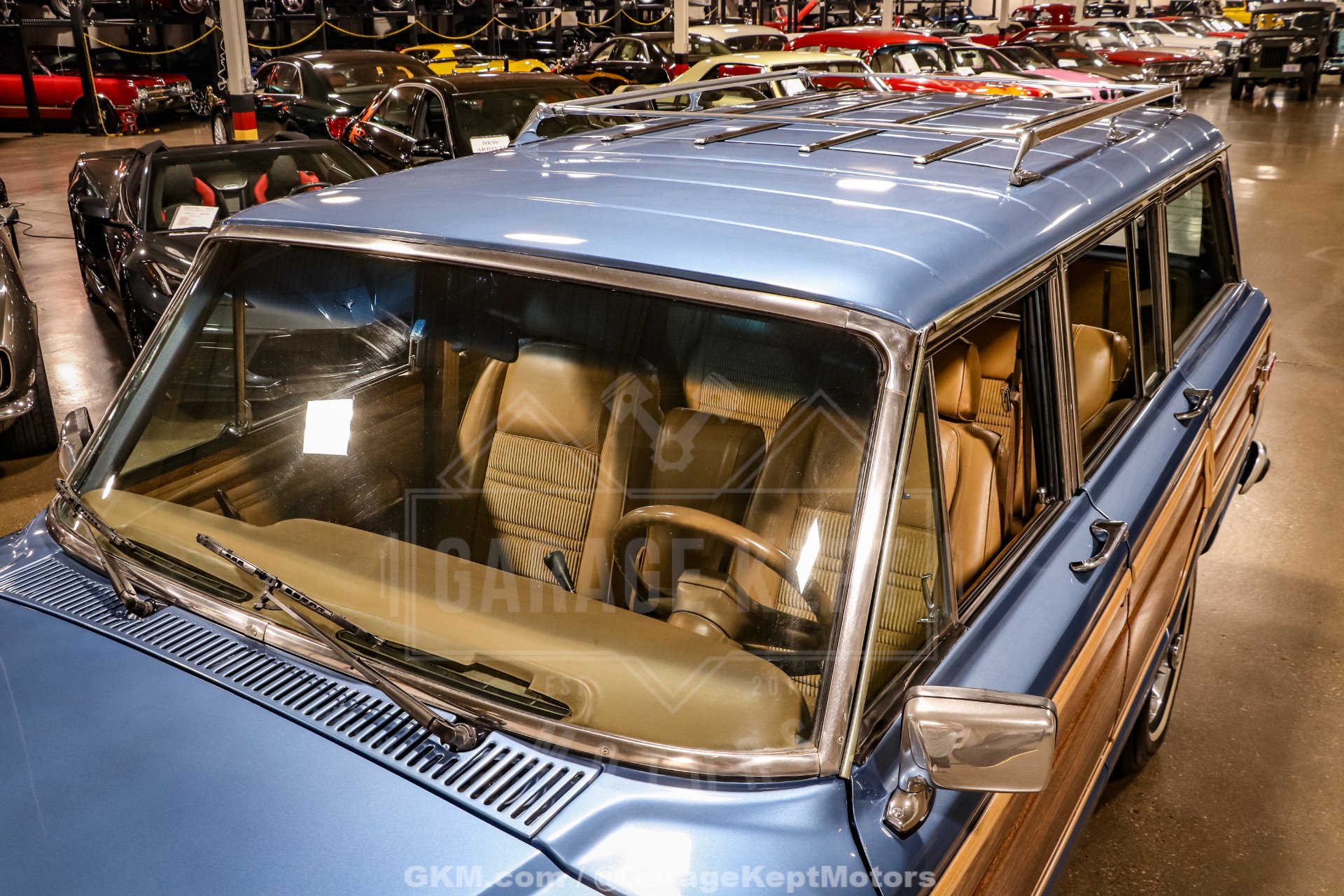 1987 Jeep Grand Wagoneer 24
