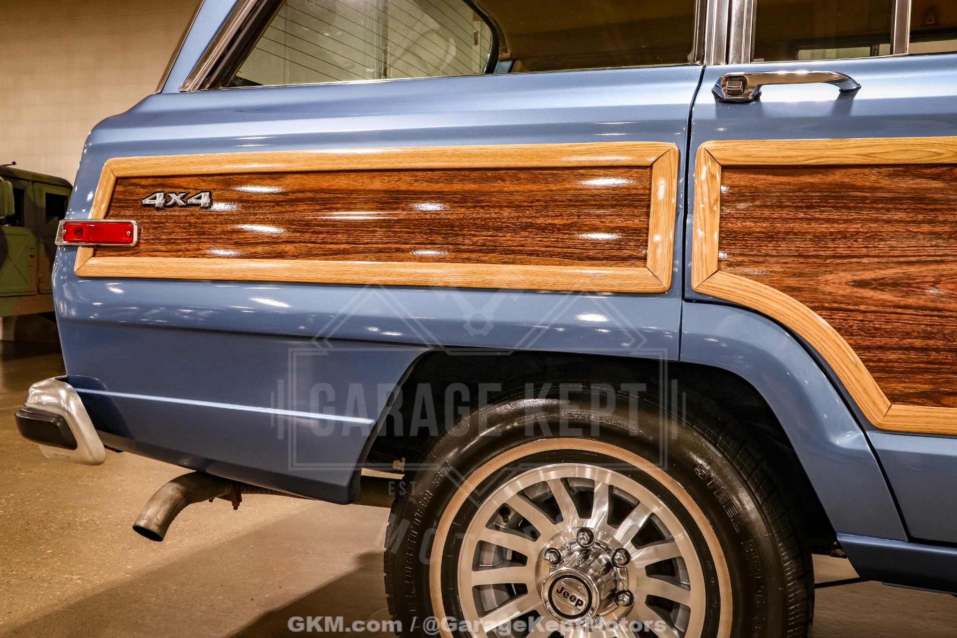 1987 Jeep Grand Wagoneer 49