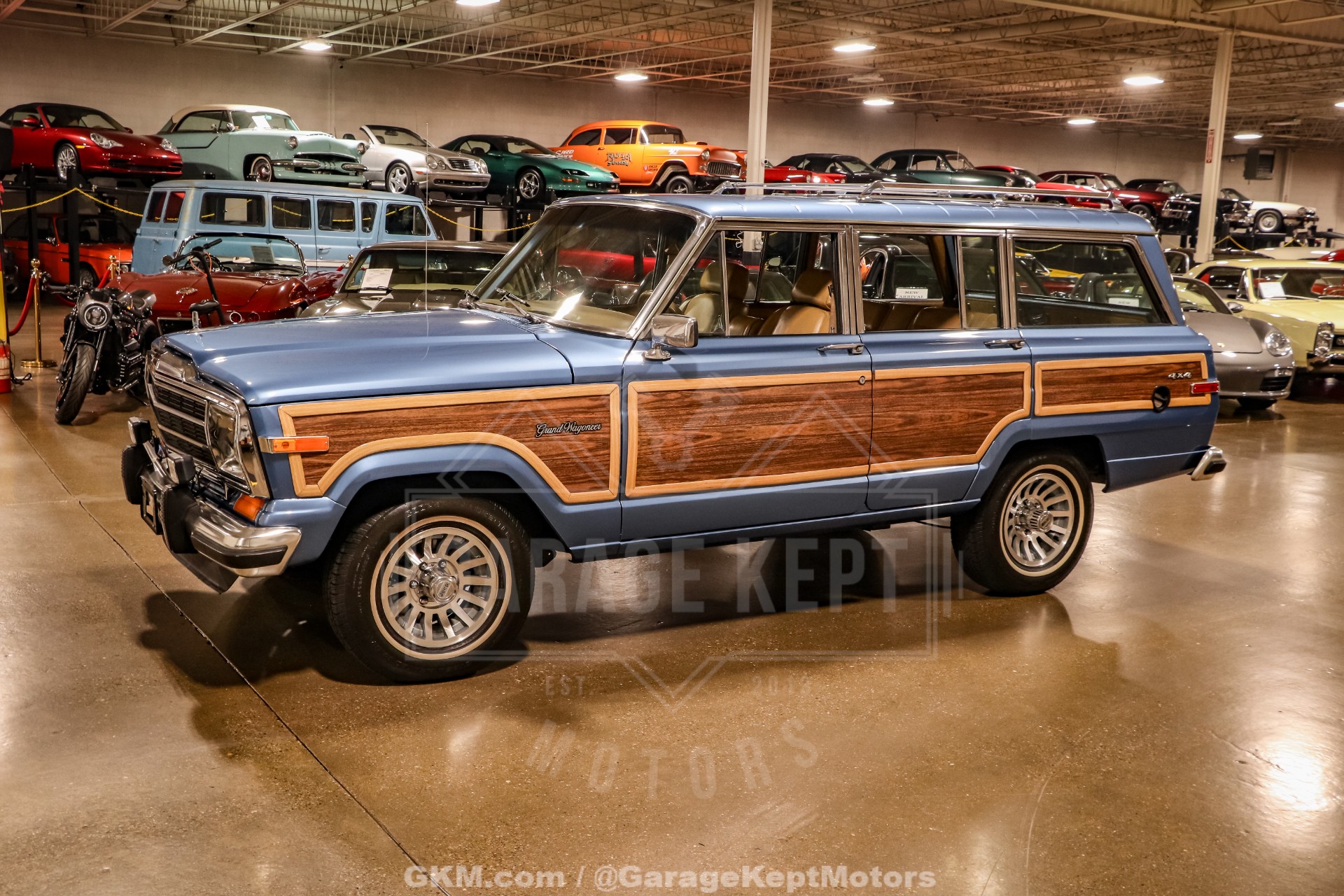 1987 Jeep Grand Wagoneer 4