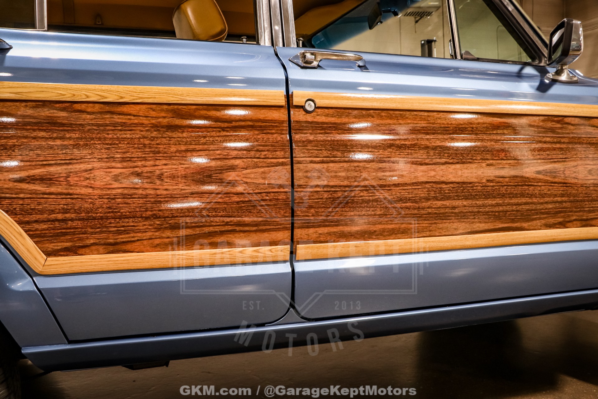 1987 Jeep Grand Wagoneer 50