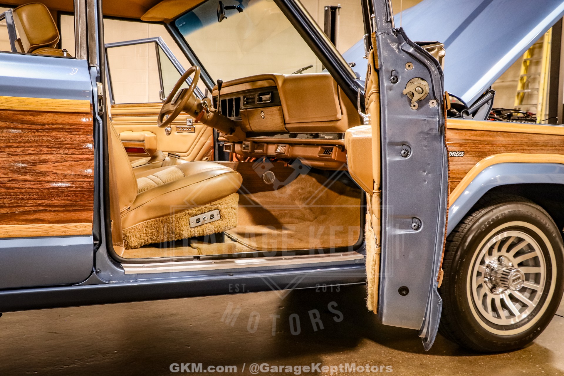 1987 Jeep Grand Wagoneer 63