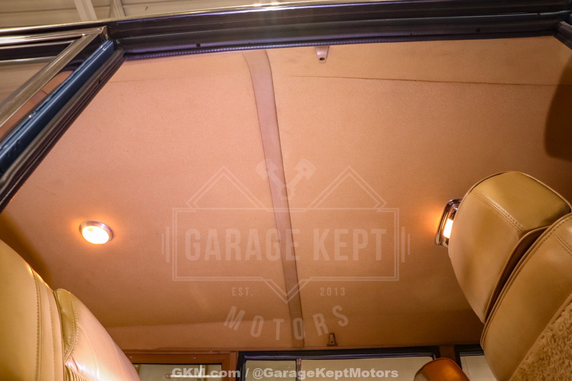 1987 Jeep Grand Wagoneer 81