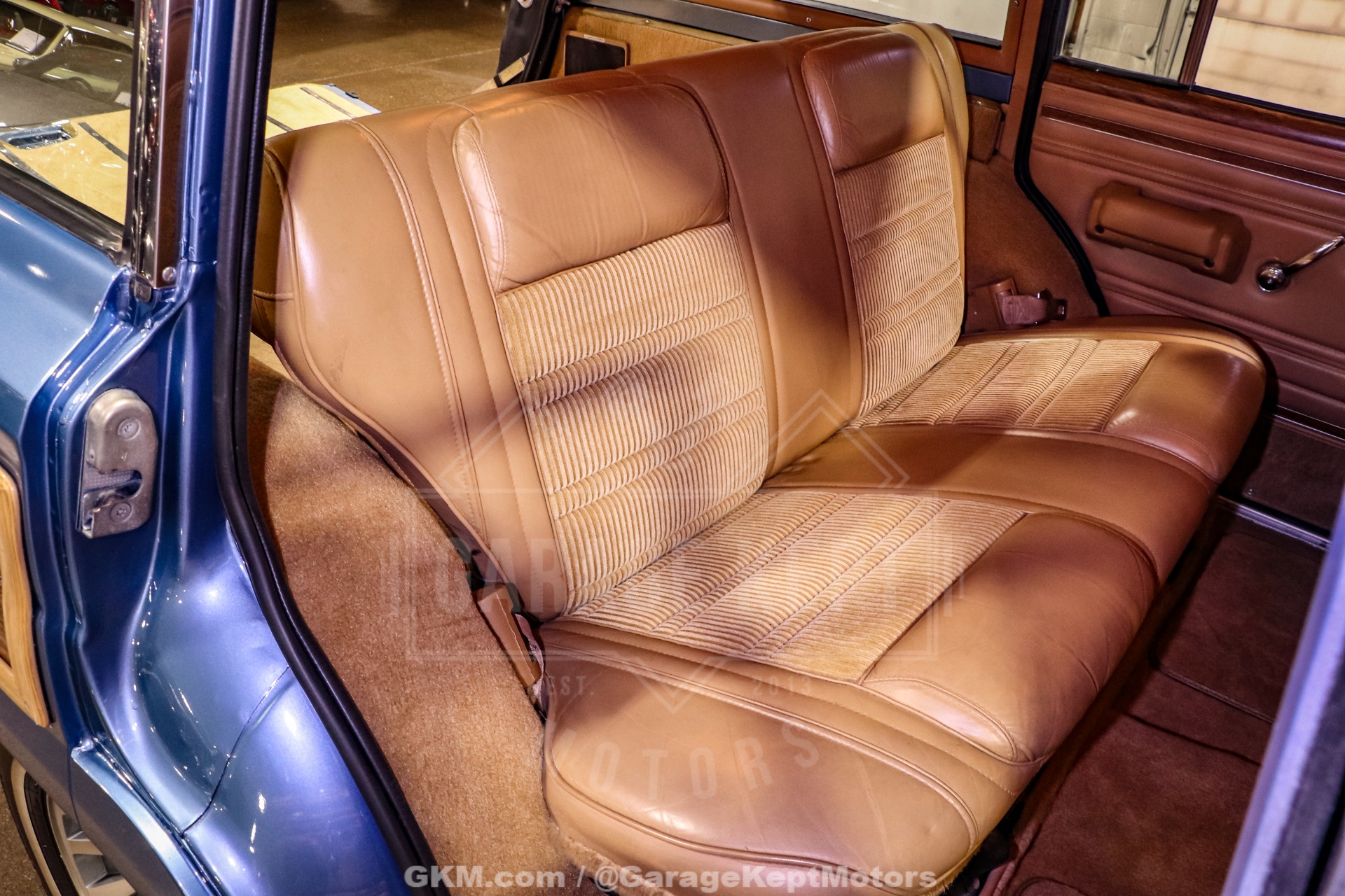 1987 Jeep Grand Wagoneer 82